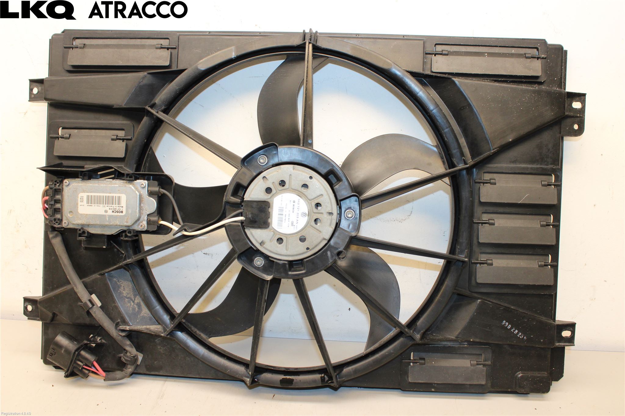 Volkswagen VW GOLF VI 09-13 Kjølevifte Elektrisk