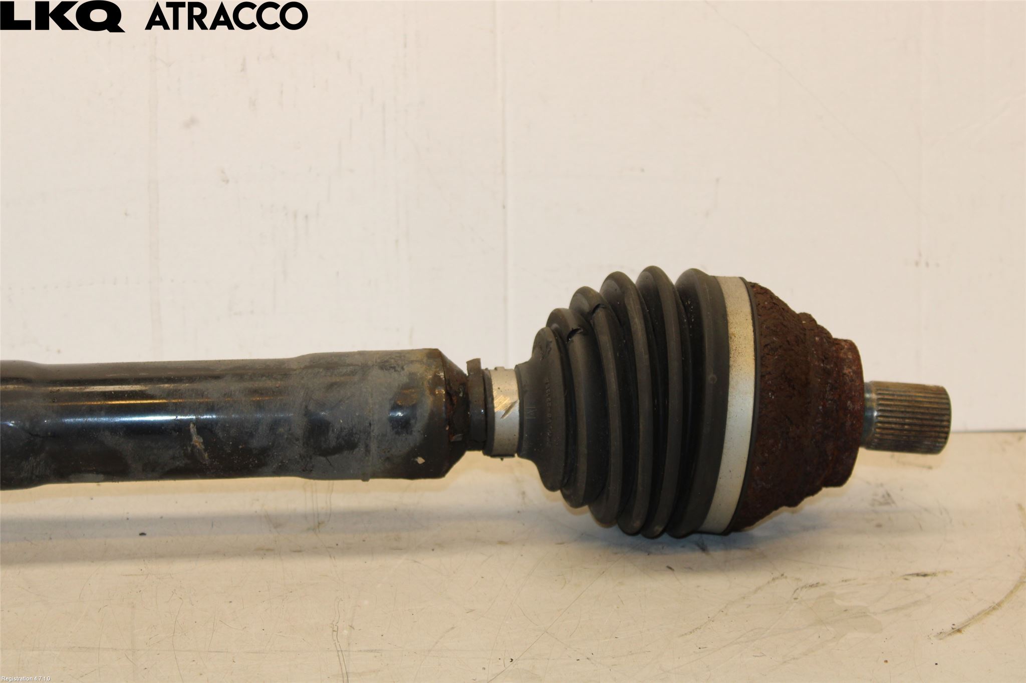 Skoda SUPERB 16-24 Drivaksel Foran Kompl Høyre