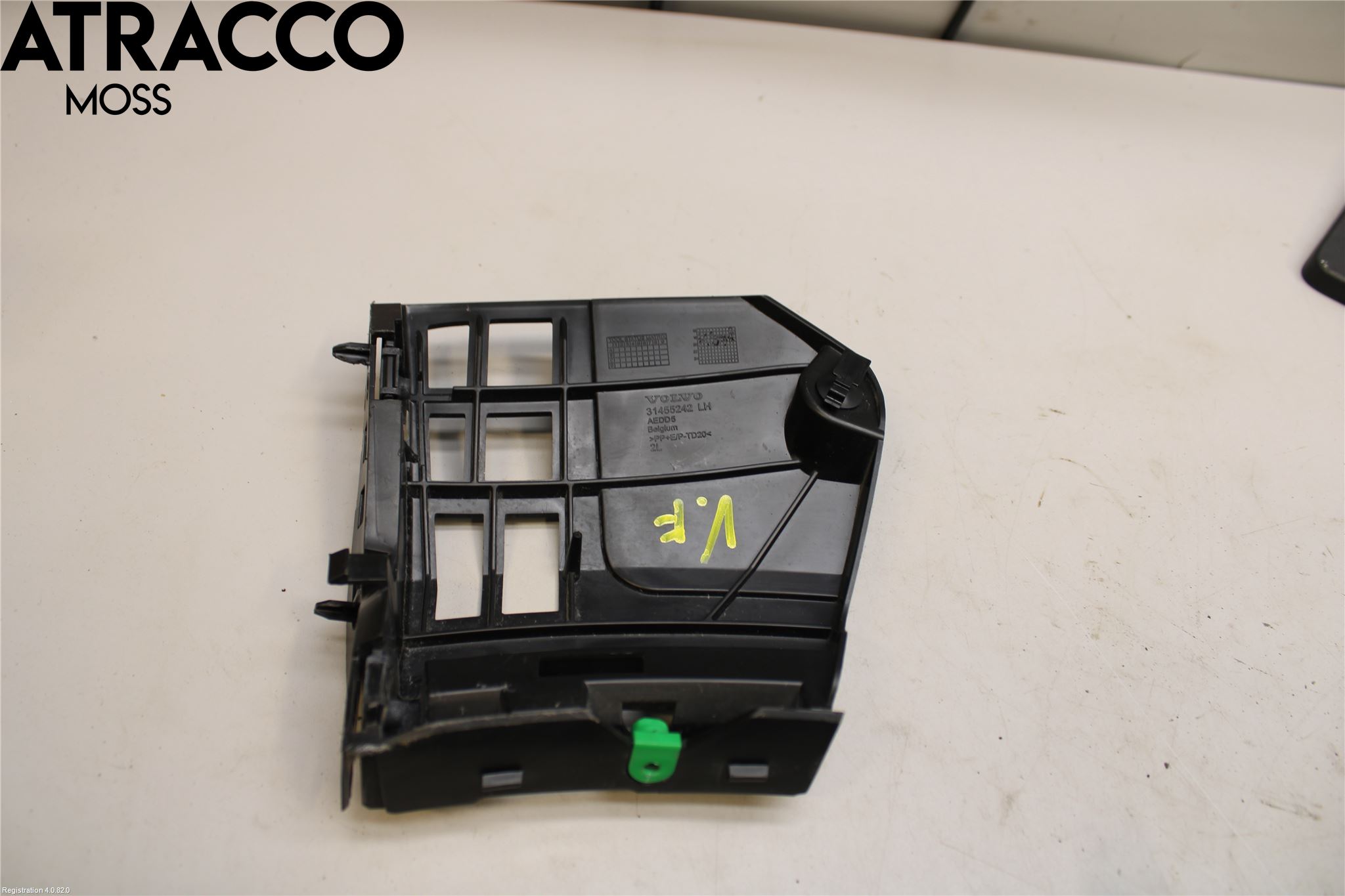 Volvo XC40/RECHARGE 18- Støtfanger Foran Hjørne Vens