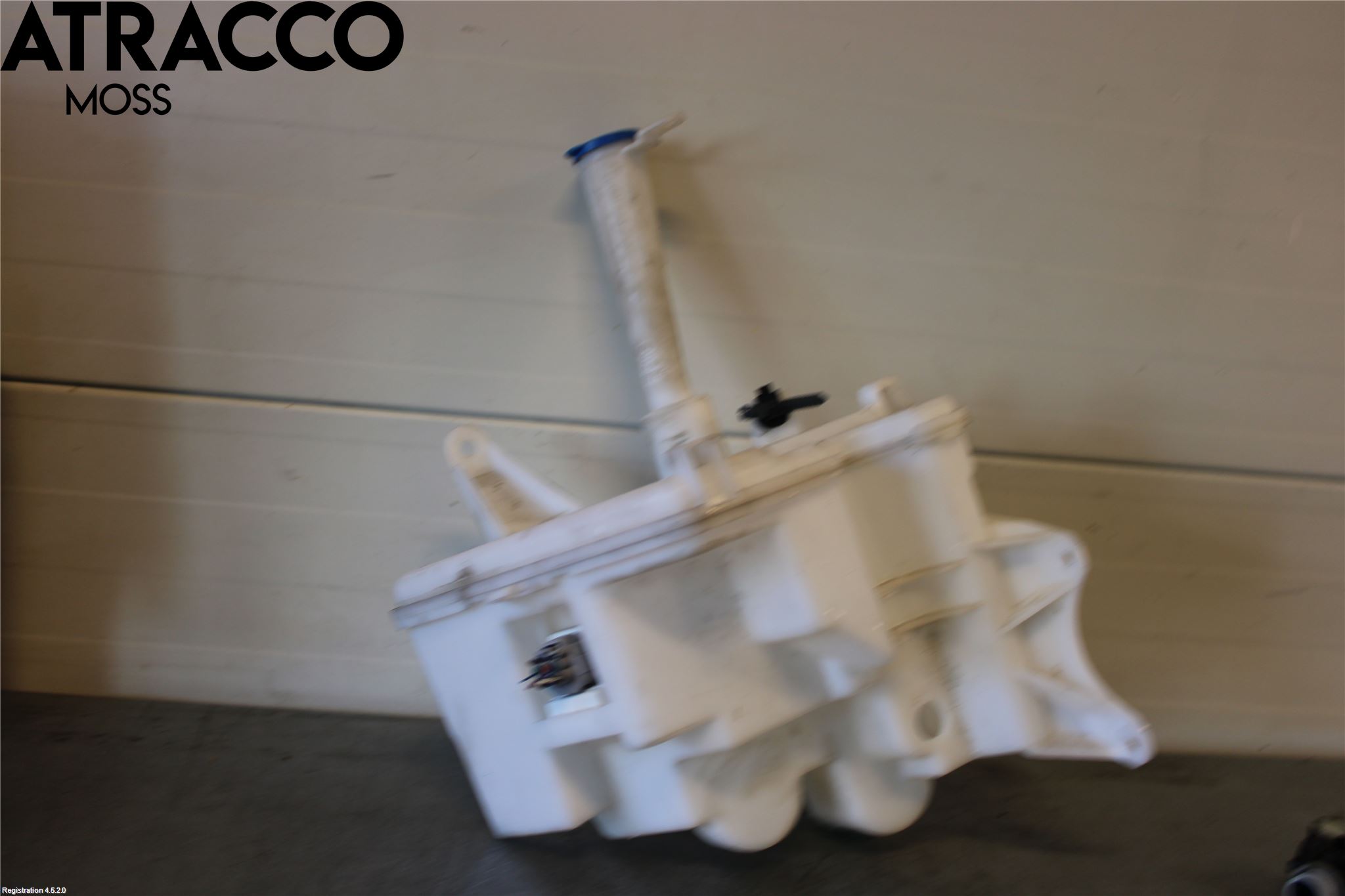 Toyota AURIS 13-19 Spylerbeholder Frontrute