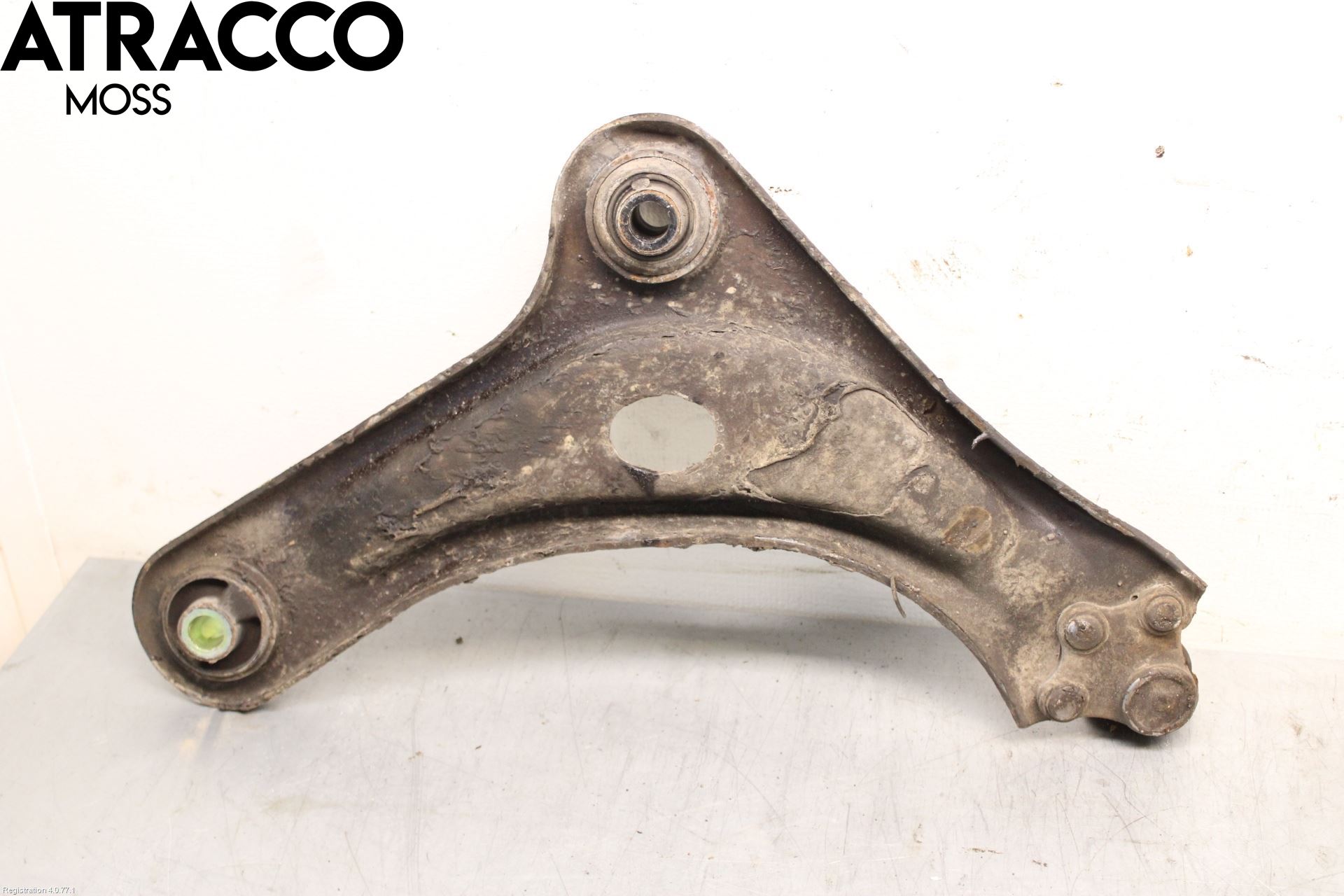 Peugeot 208 12-15 Bærearm Foran Venstre Nedre