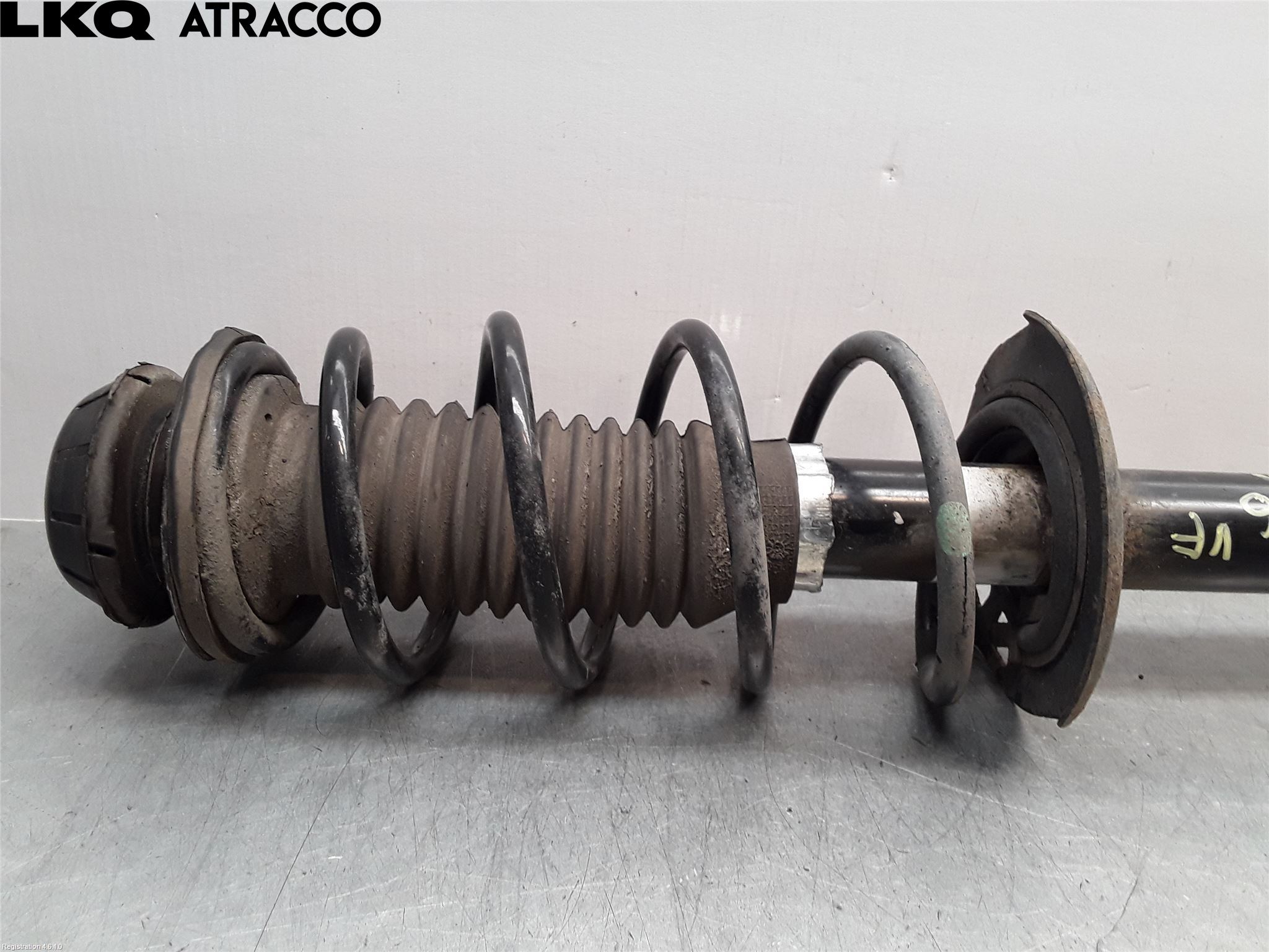 Toyota AYGO 15-21 Fjærbein Foran Venstre