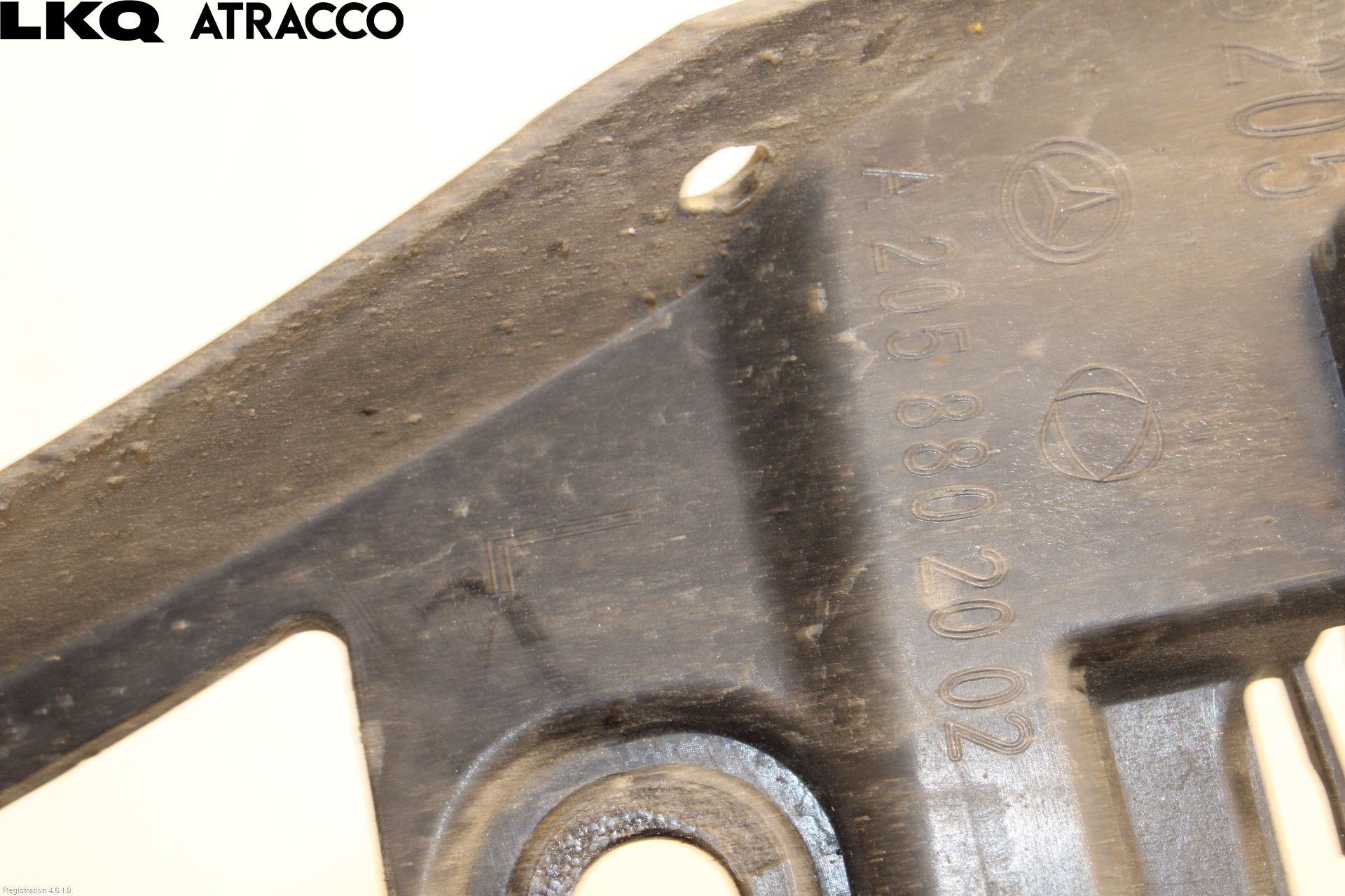 Mercedes-Benz MB C-KLASS (W205) 14-21 Støtfangerfeste Bak Venstre