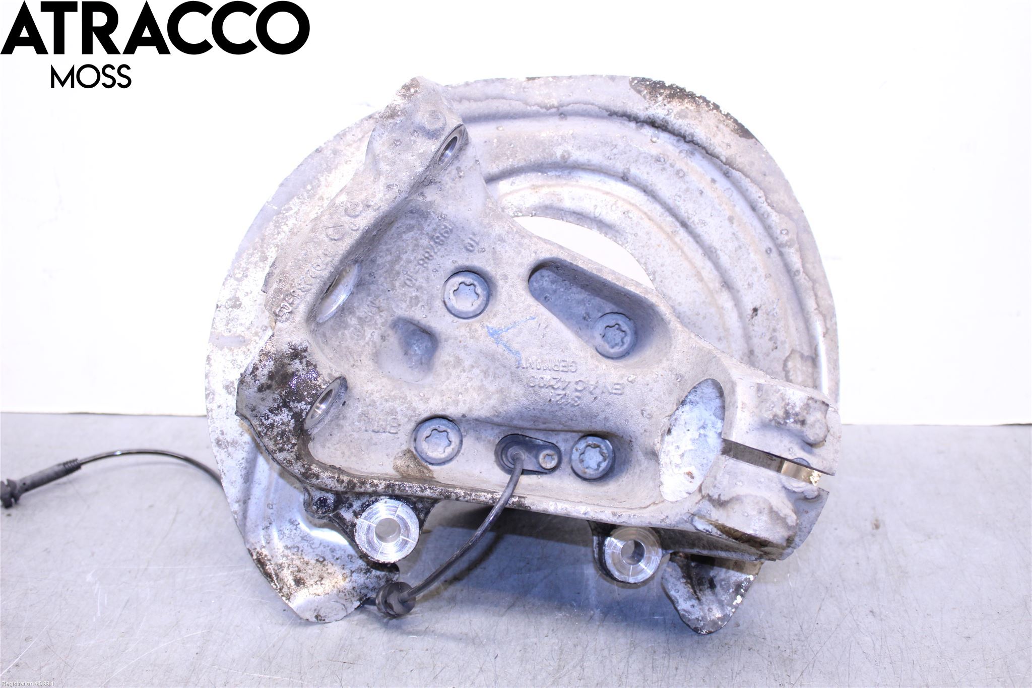 BMW 3 F30/F31/F80 12-19 Spindel Vf