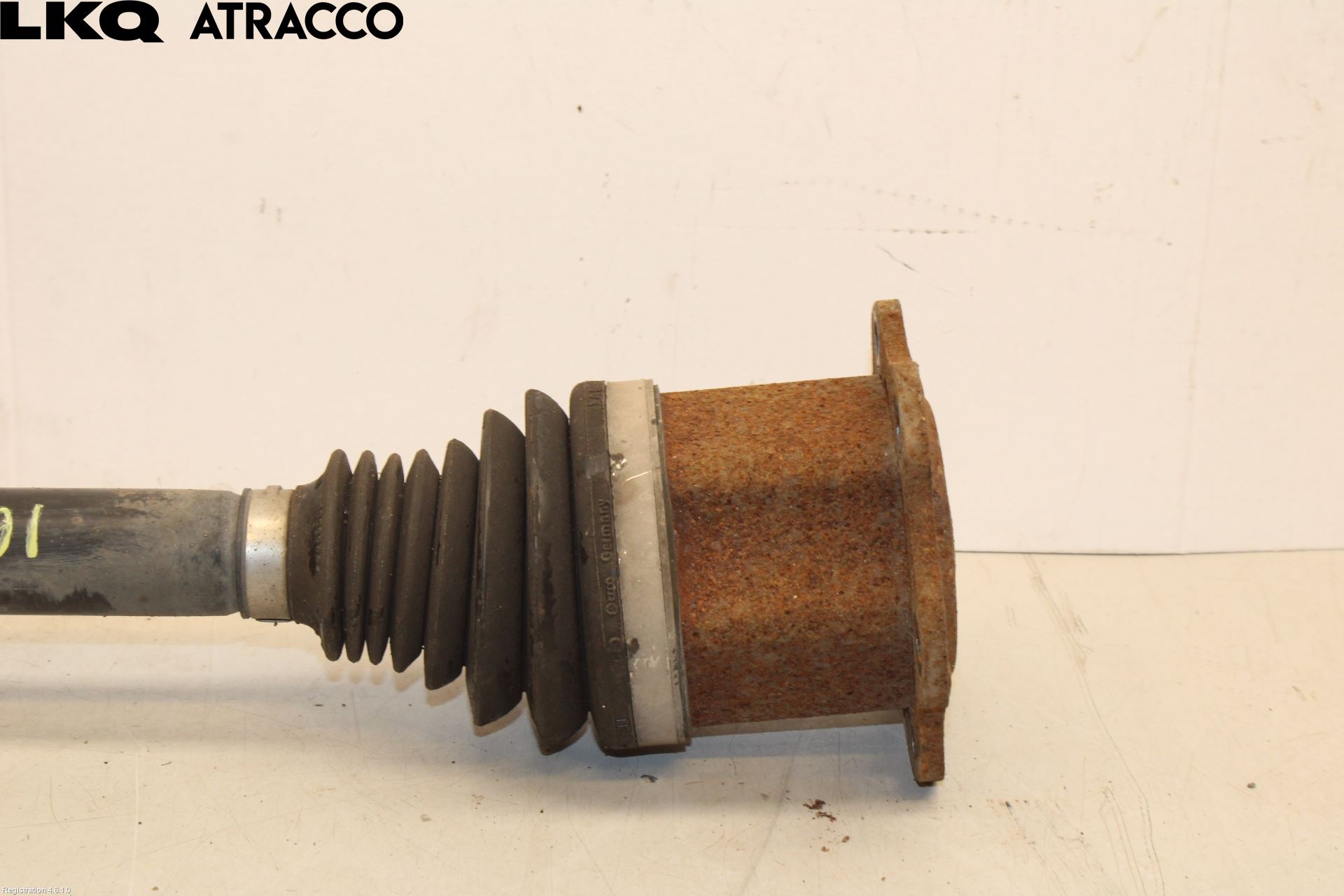 Audi A6 ALLROAD 12-18 Drivaksel Foran Kompl Høyre