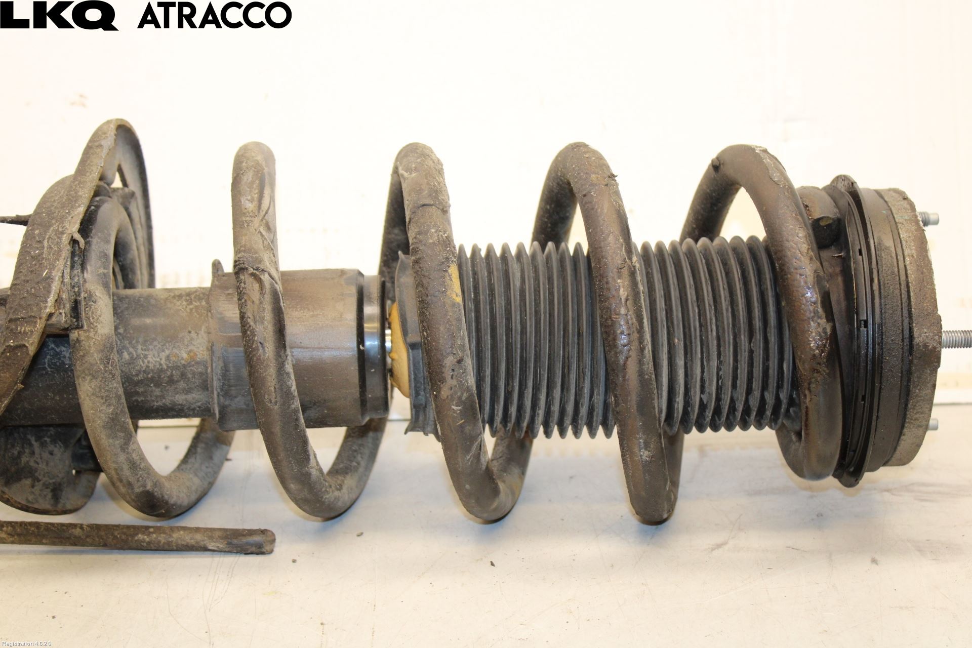 Maxus E-DELIVER9 22- Fjærbein Foran Høyre