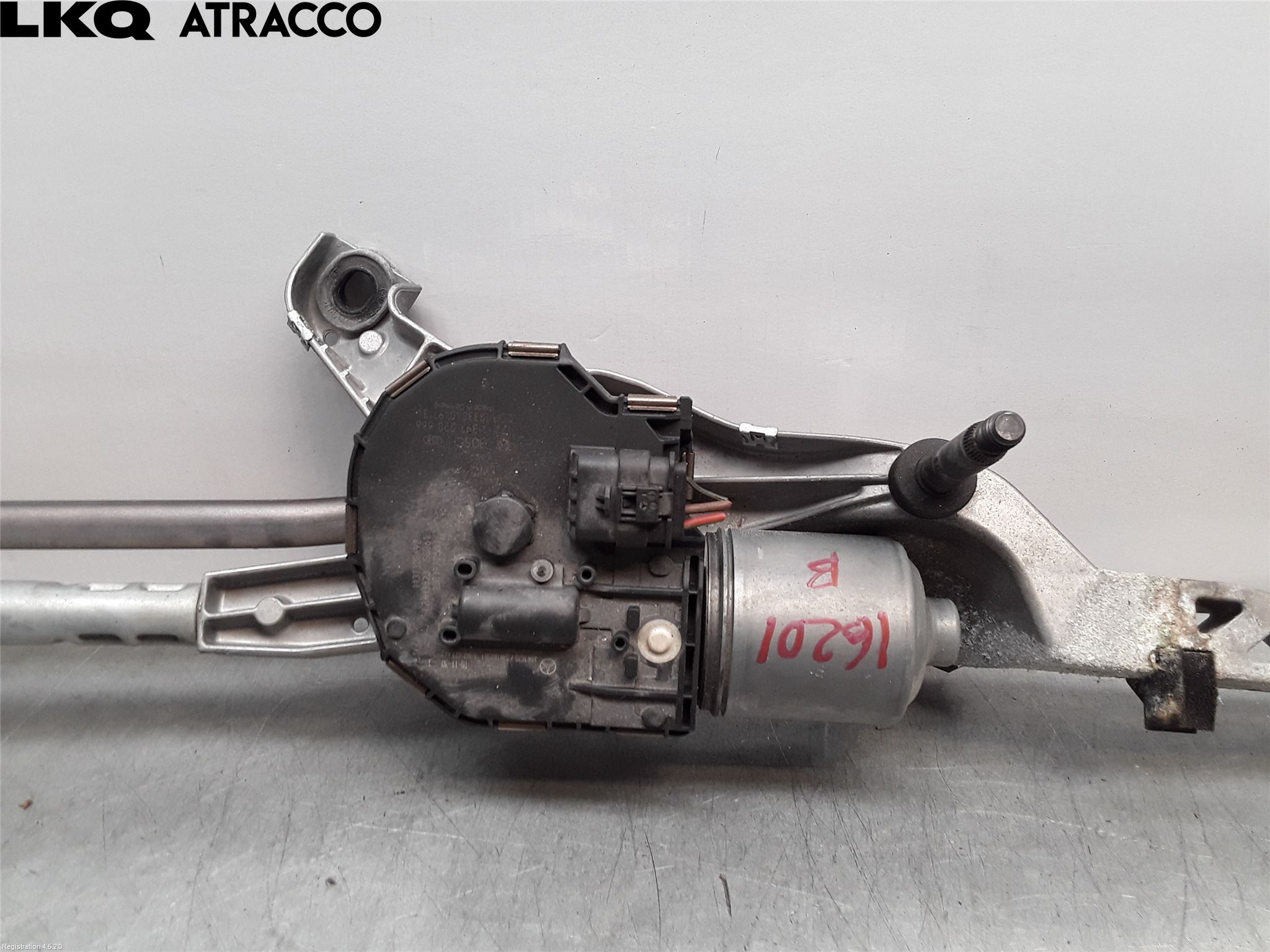 Mercedes-Benz MB E-KLASS (W212) 09-16 Viskermotor Frontrute