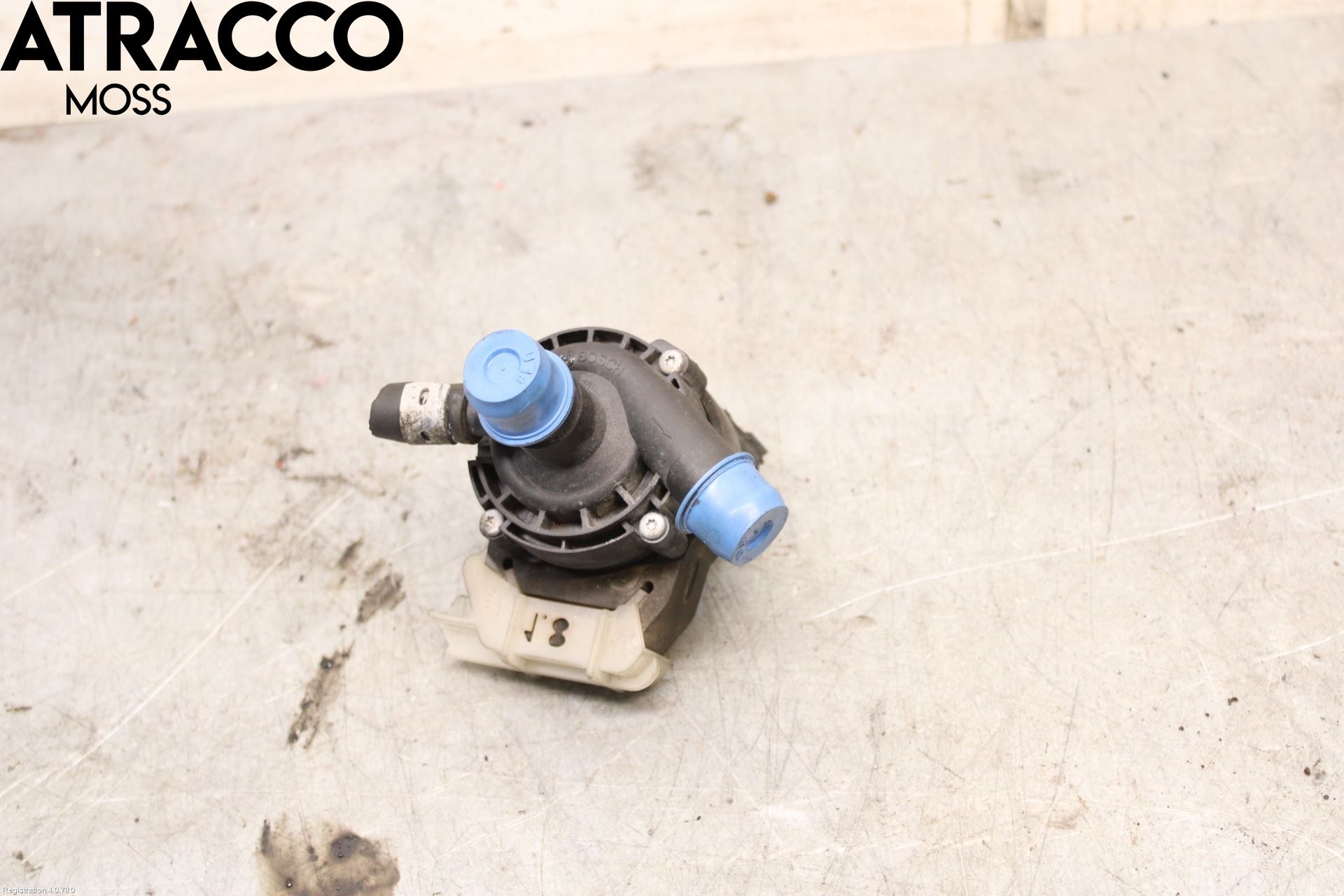 Mercedes-Benz MB E-KLASS (W212) 09-16 Vannpumpe