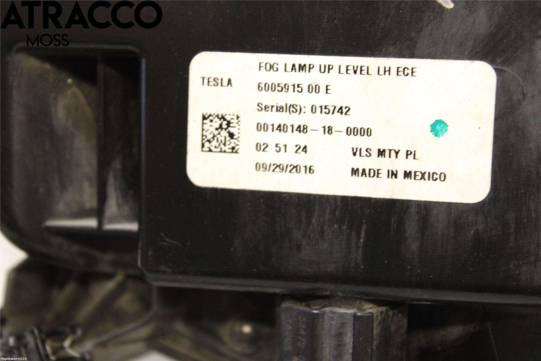 Tesla MODEL S 13- Frontlykt-Kurve-Tåkelys