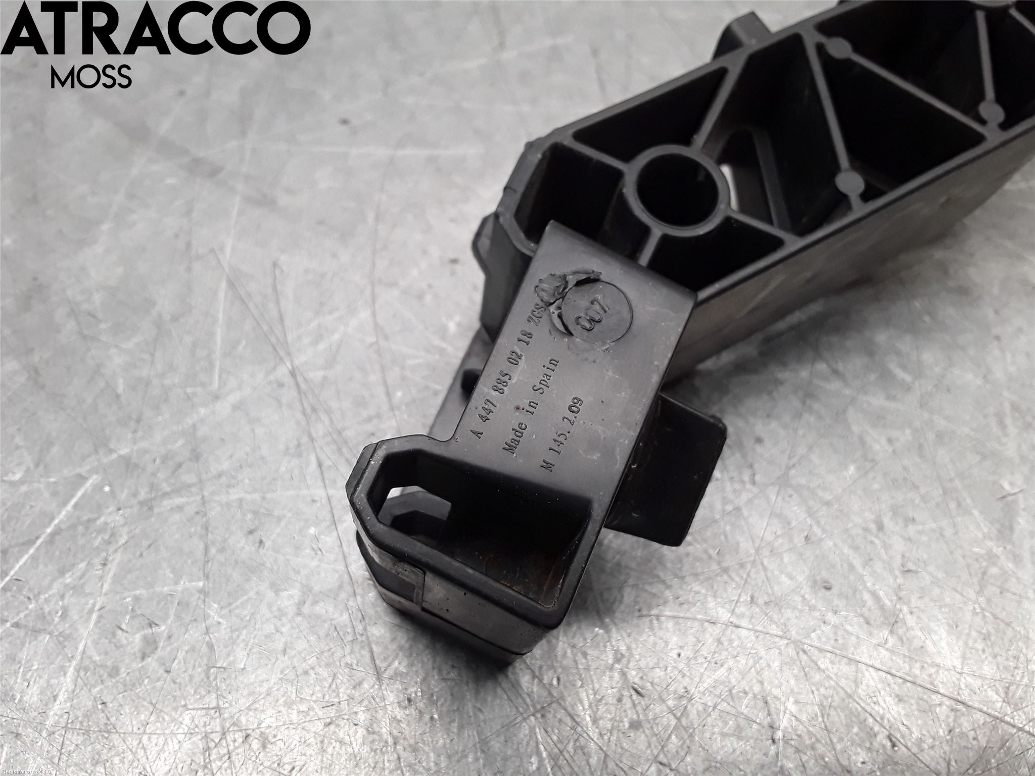 Mercedes-Benz MB EQV (447) 21- Støtfanger Foran Hjørne Høyr