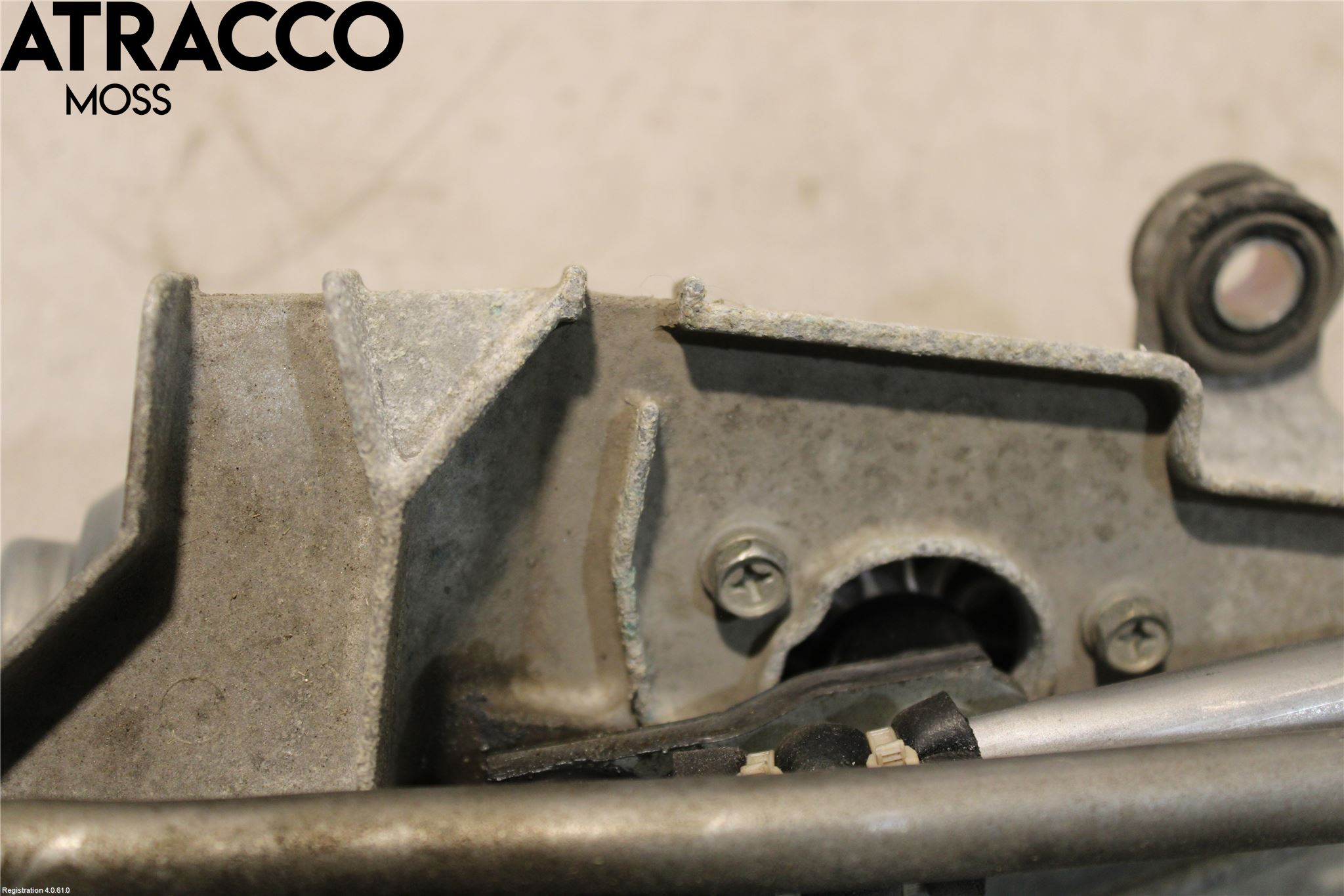 Mitsubishi OUTLANDER 07-12 Viskermotor Frontrute