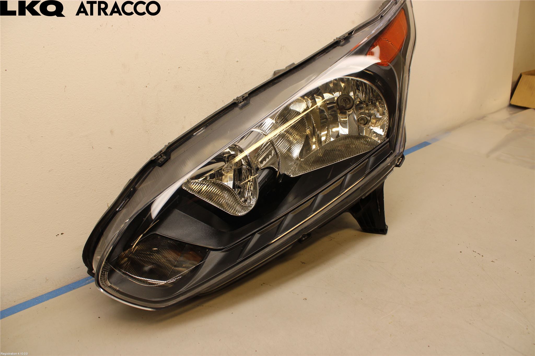 Ford TRANSIT/TOURNEO CONNECT 13-22 Frontlykt Hus Venstre