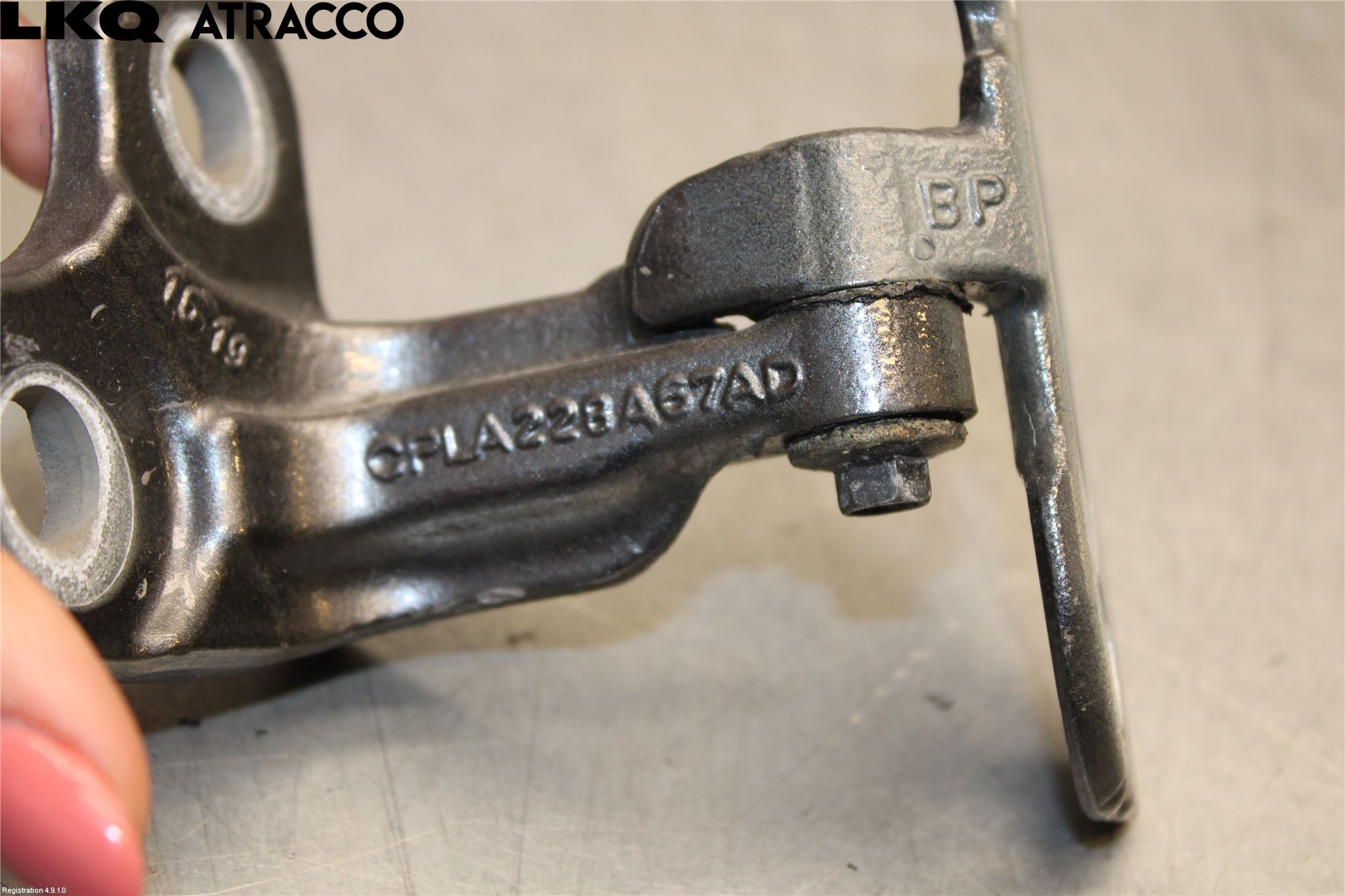 Jaguar I-PACE 18- Dørhengsel