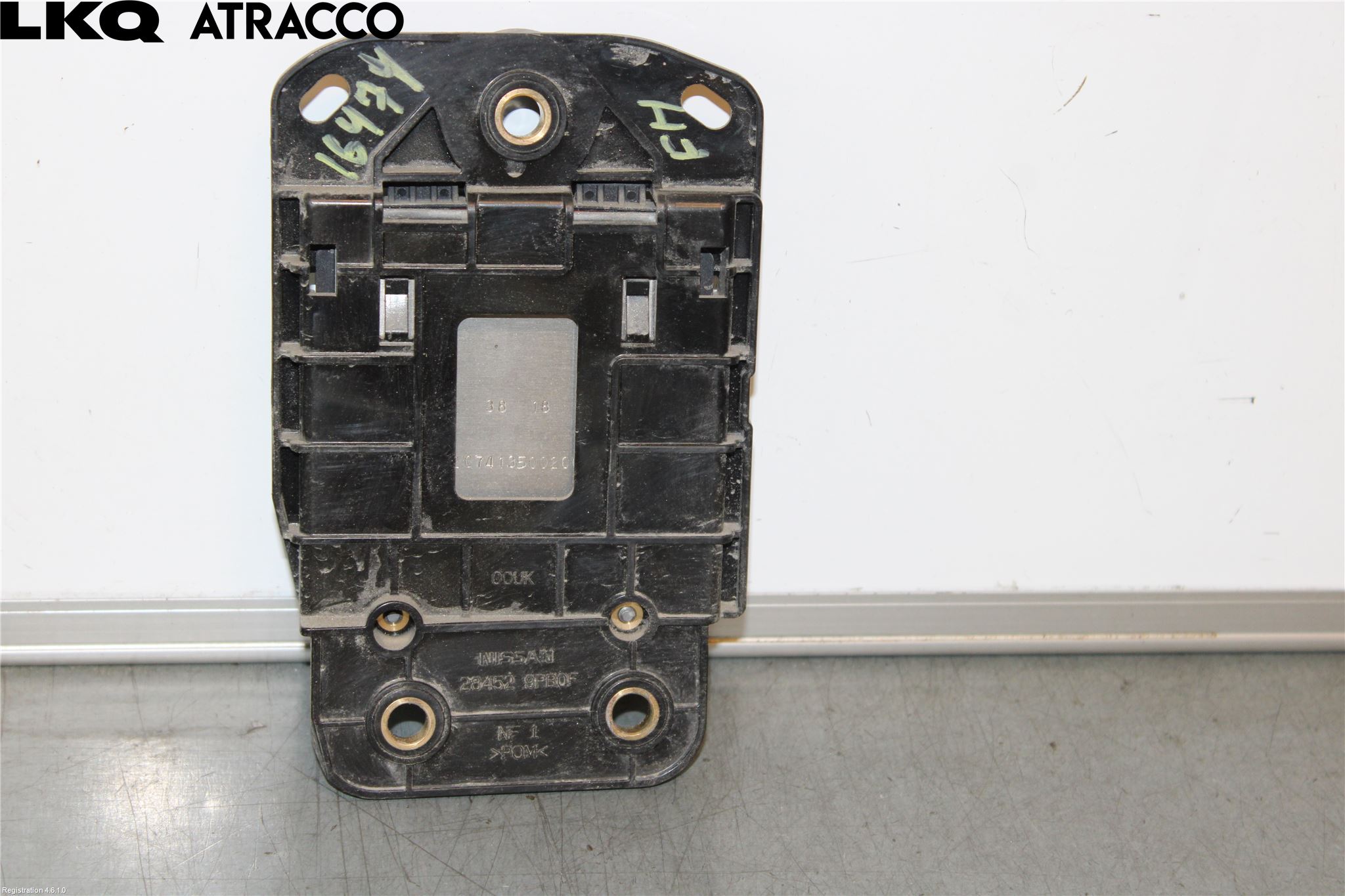 Nissan LEAF 18- Styreenhet Parkering