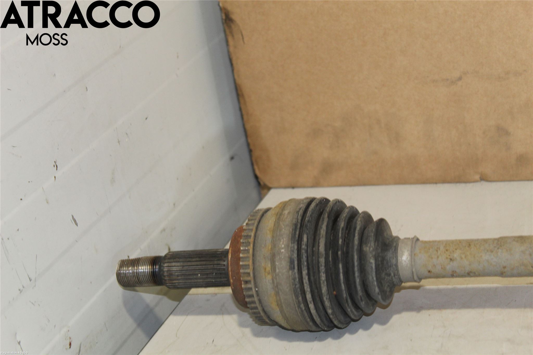 Toyota COROLLA 02-07 Drivaksel Foran Kompl Høyre