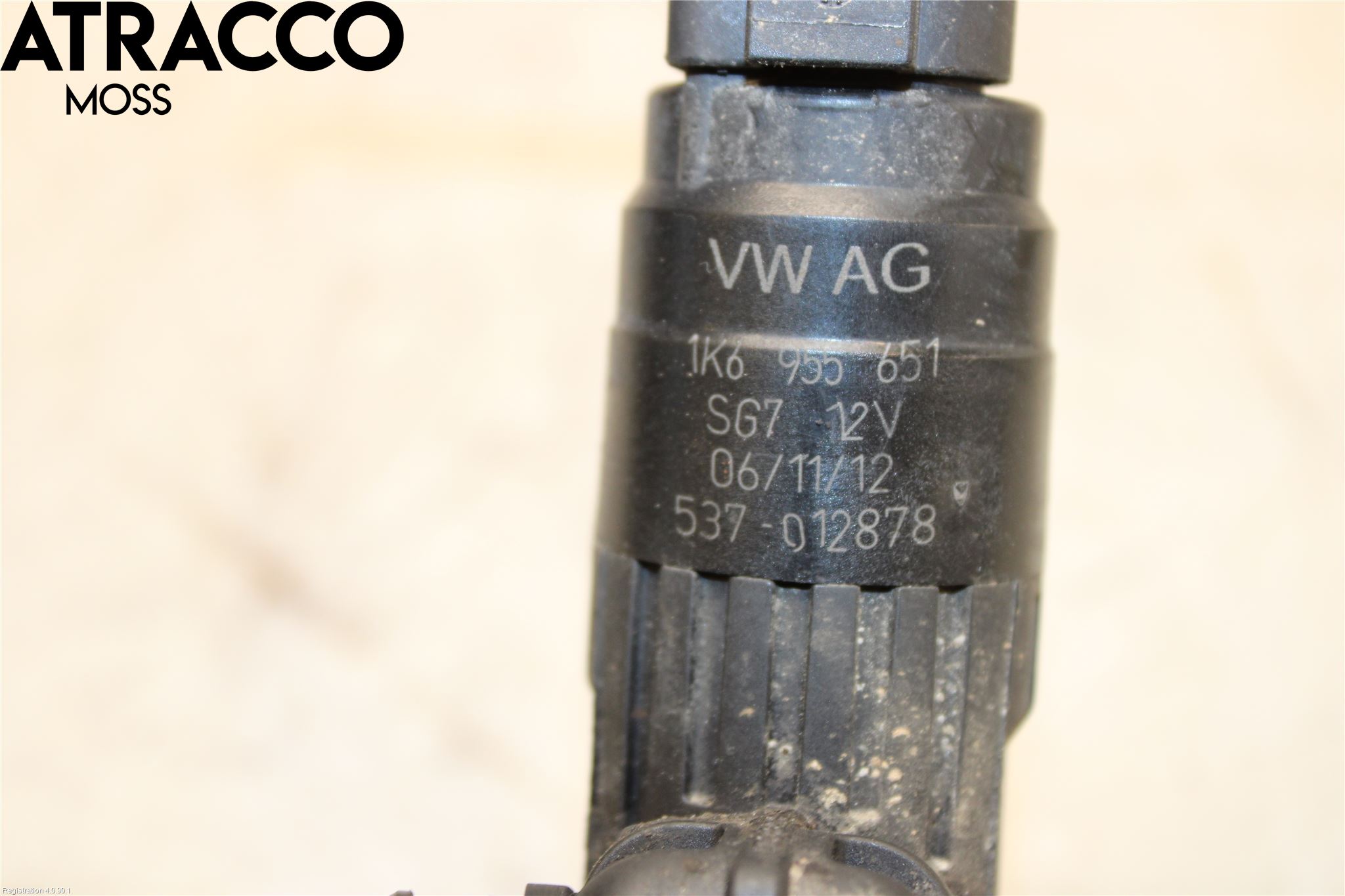 Volkswagen VW CADDY 11-15 Spylerpumpe Frontrute