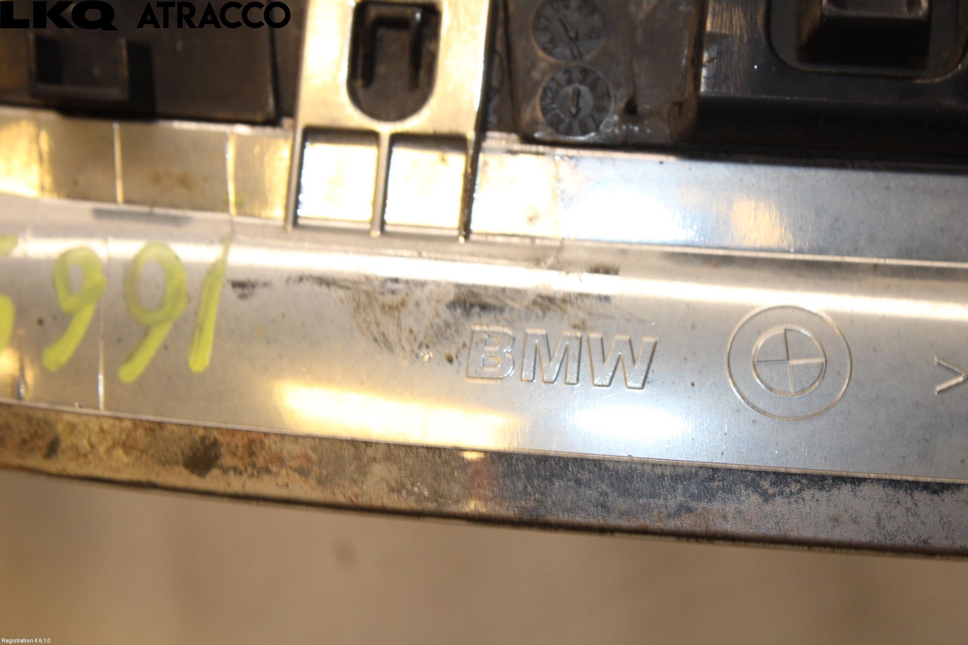 BMW 3 E90/91 SED/TOU 05-12 Grilldel Venstre