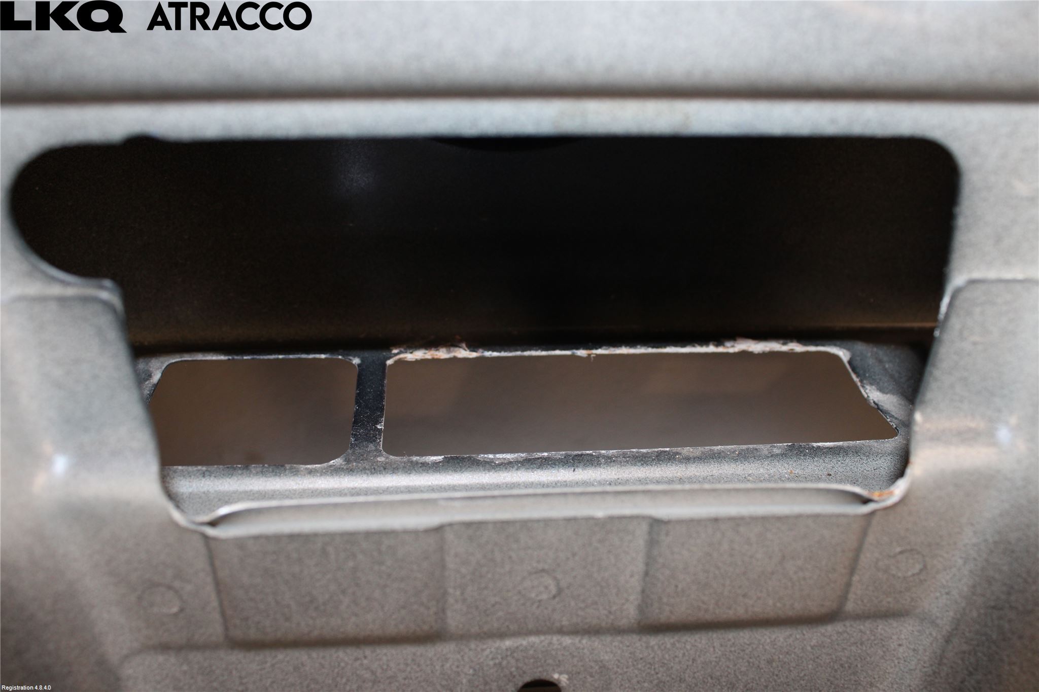 BMW 5 F10/F11/F18 09-17 Bakluke Koffertlokk