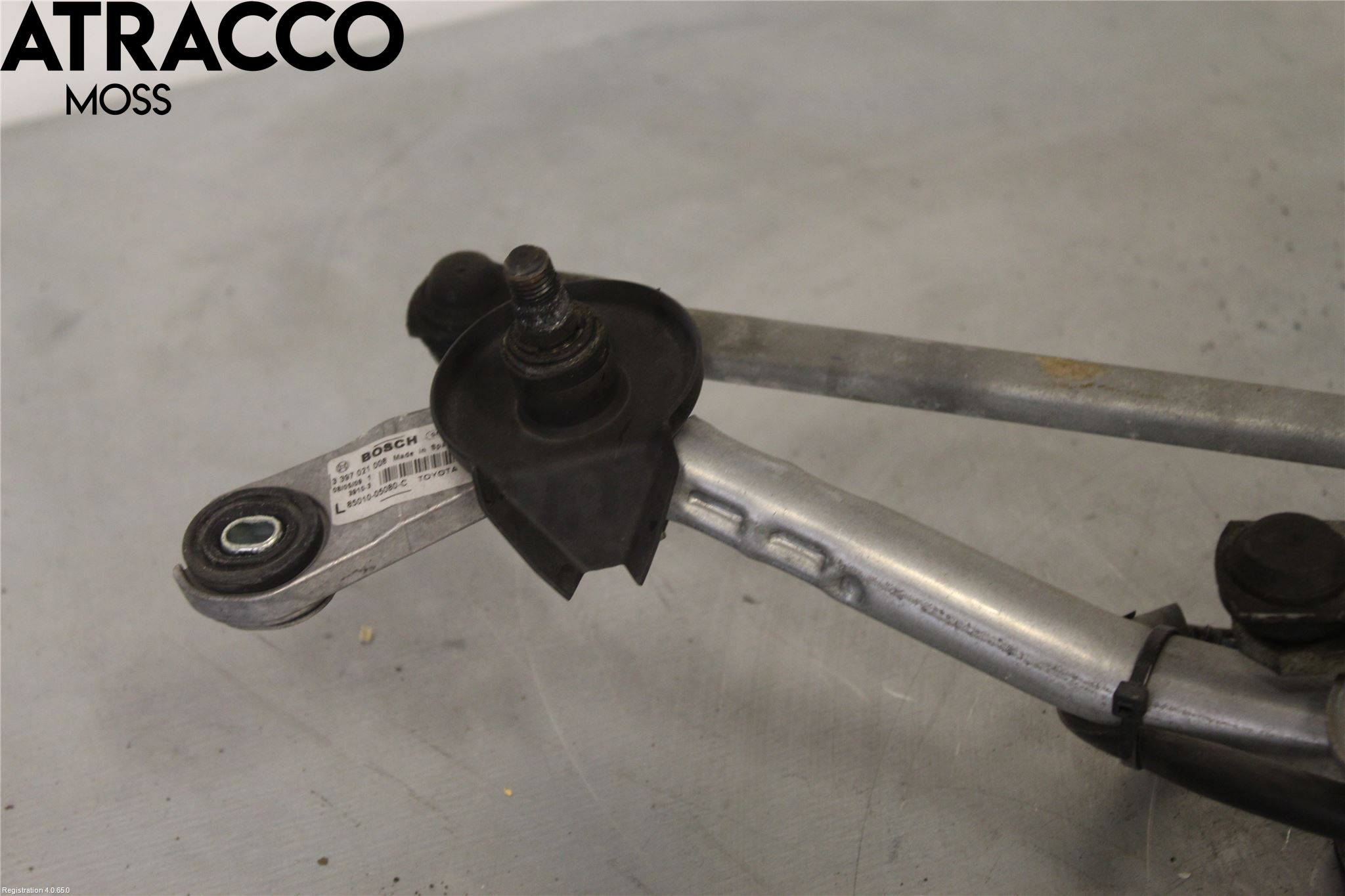 Toyota AVENSIS 09-15 Viskermotor Frontrute