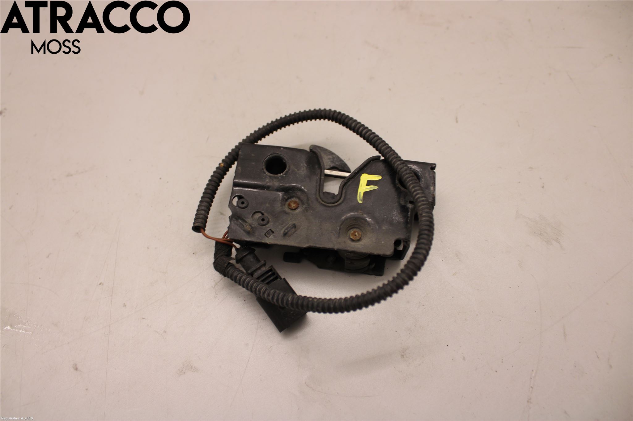 Volkswagen VW GOLF / E-GOLF VII 13-20 Panserlås