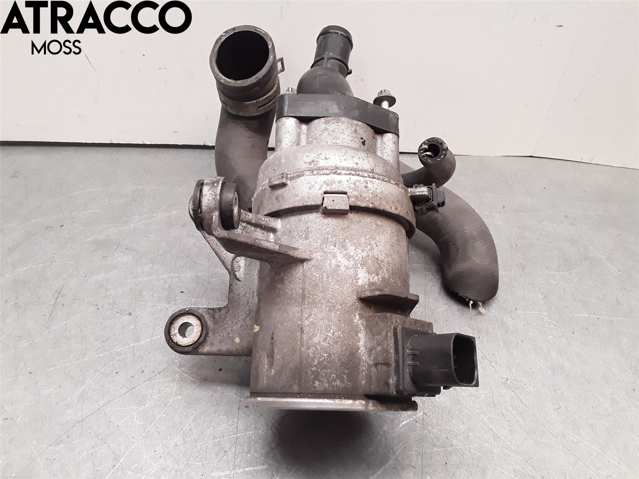 Mercedes-Benz MB C-KLASS (W205) 14-21 Vannpumpe