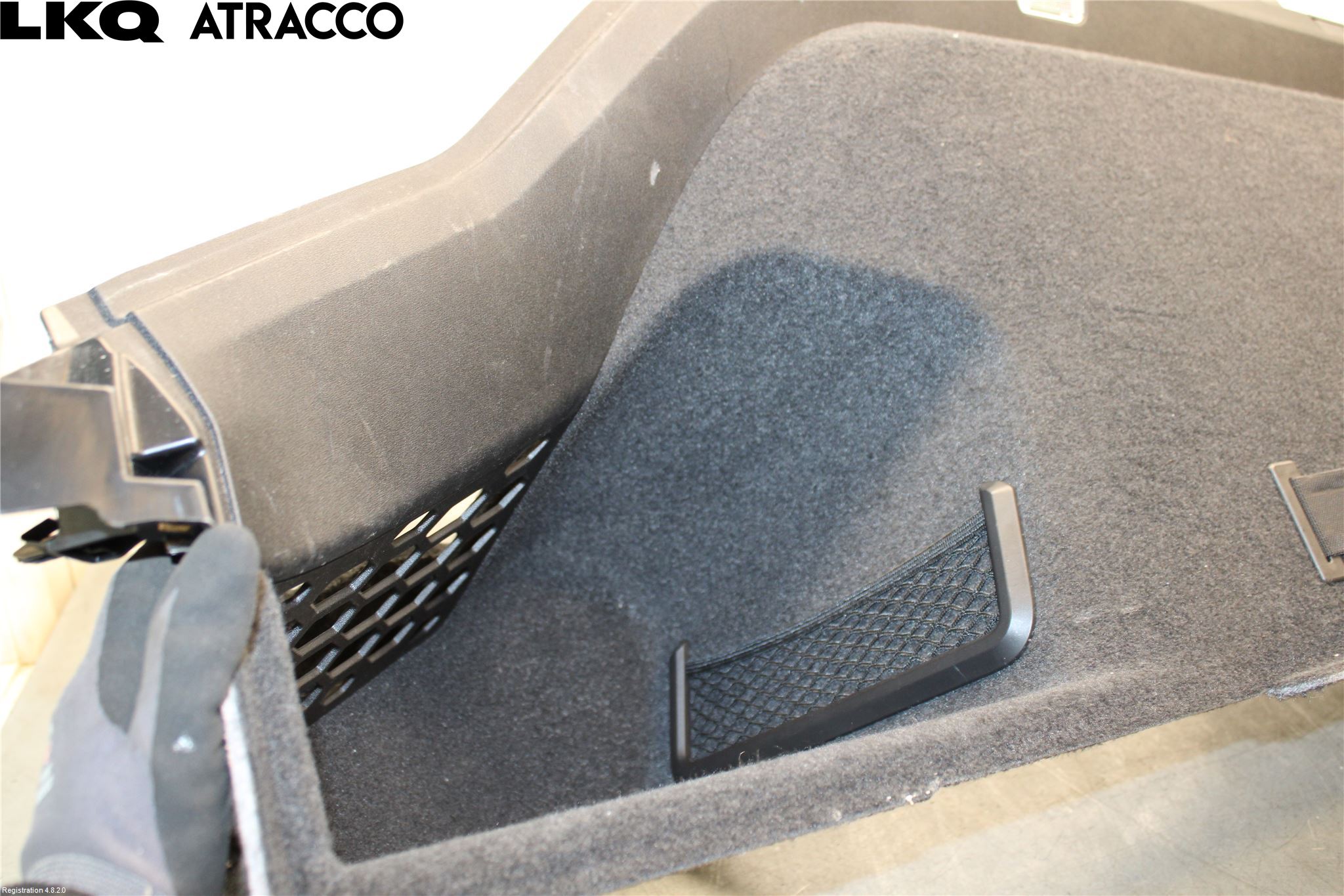 Porsche TAYCAN 20- Innr Bakluketrekk