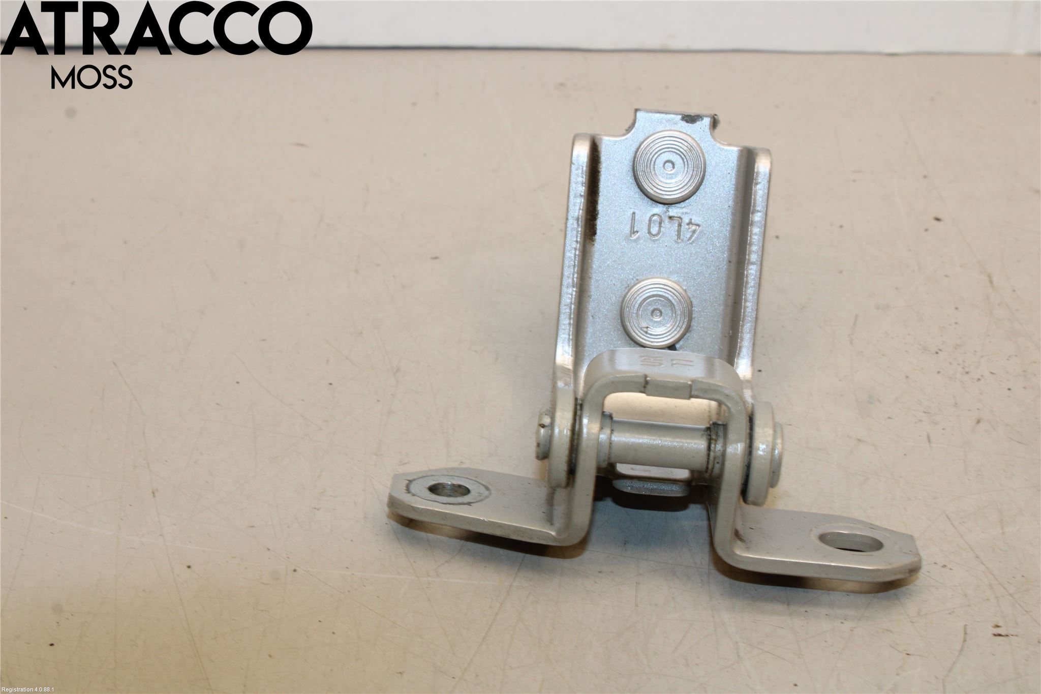 Suzuki SX4 S-CROSS 14-21 Dørhengsel