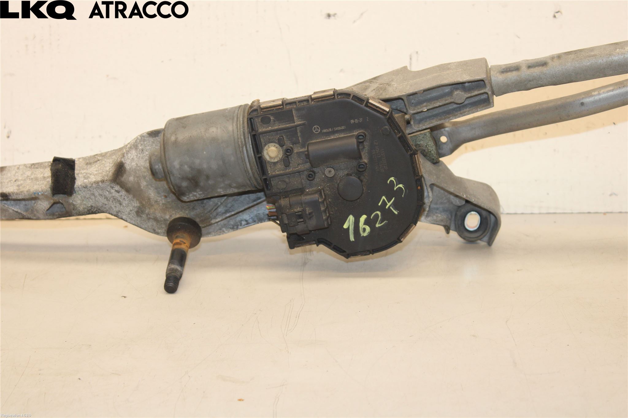 Mercedes-Benz MB E-KLASS (W212) 09-16 Viskermotor Frontrute