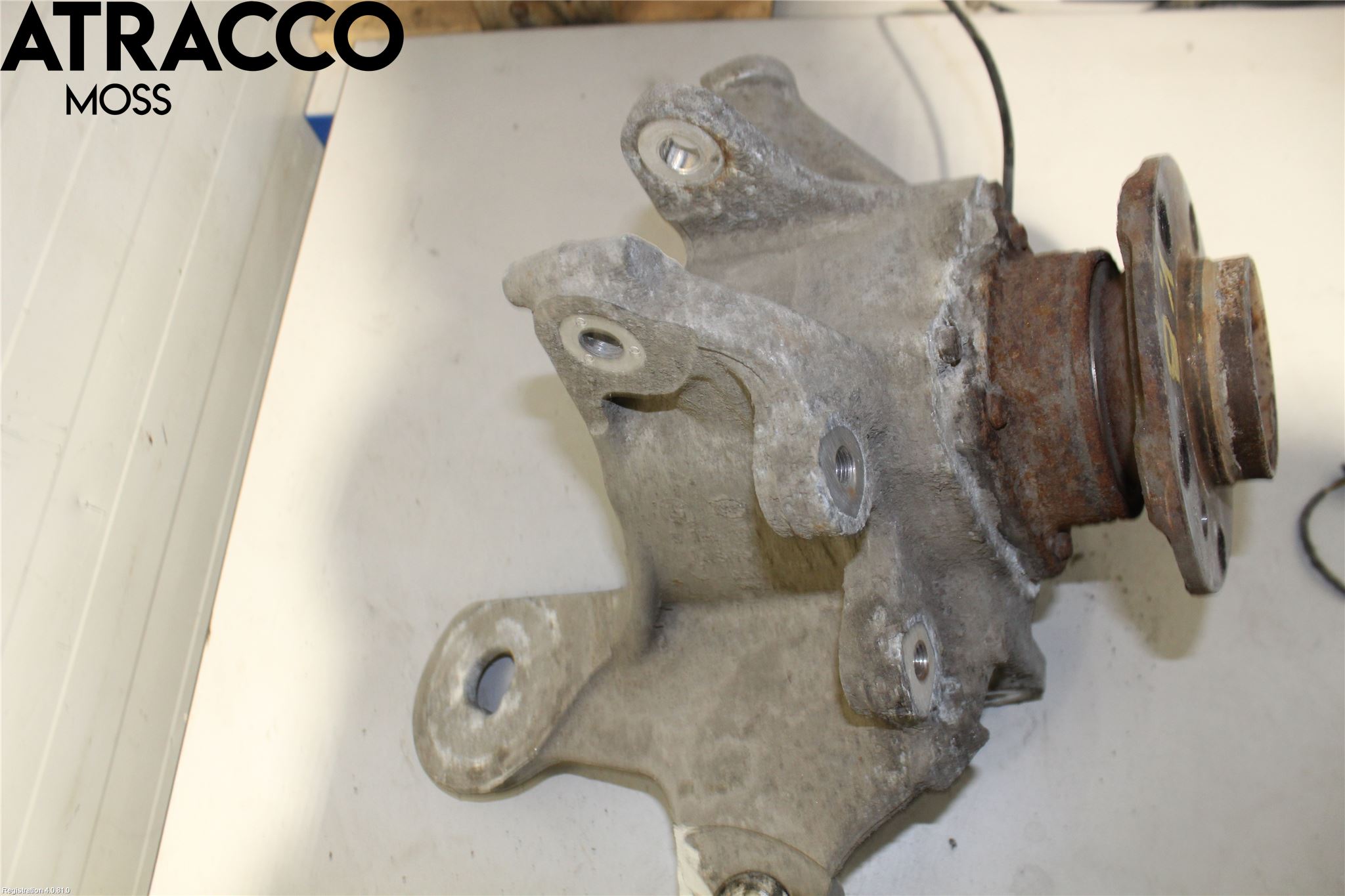 BMW 5 F10/F11/F18 09-17 Spindel Vb