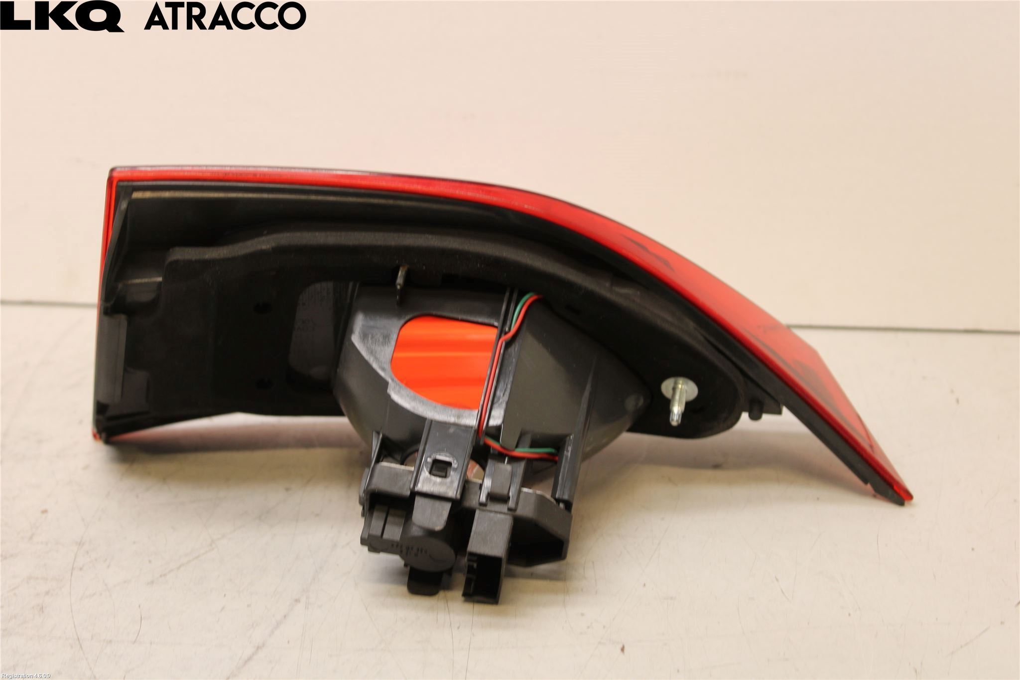 BMW X1 E84 10-15 Baklykt Venstre  På Luke(Indre