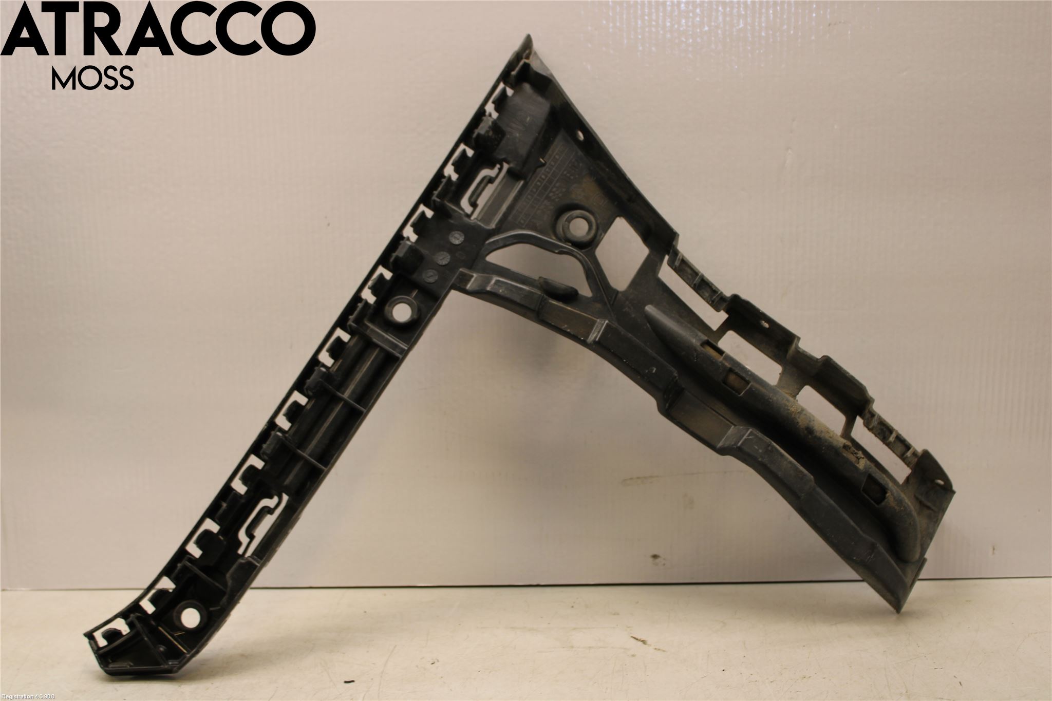 Mercedes-Benz MB C-KLASS (W205) 14-21 Støtfangerfeste Bak Høyre