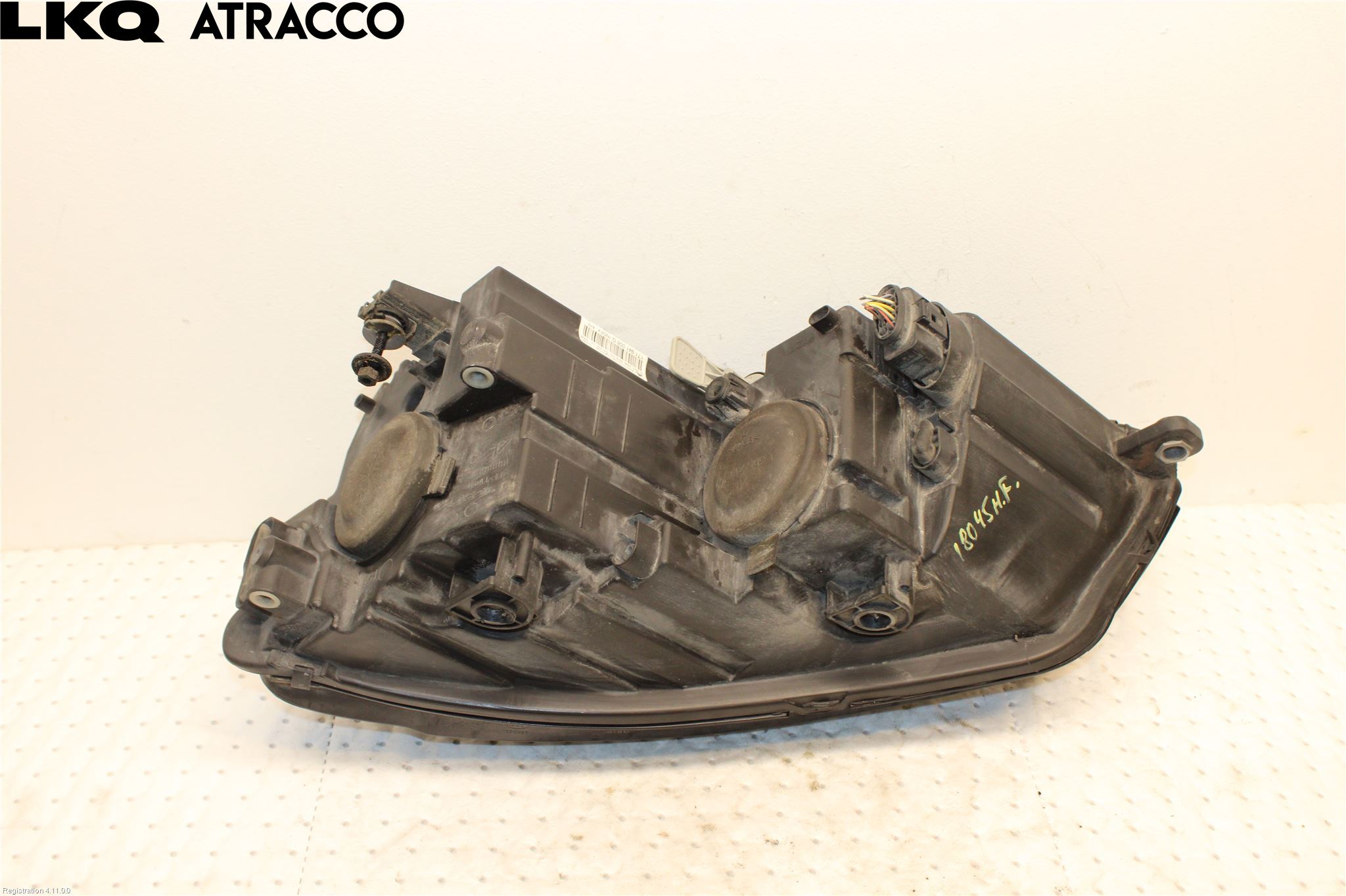 Volkswagen VW TOURAN 10-15 Frontlykt Høyre