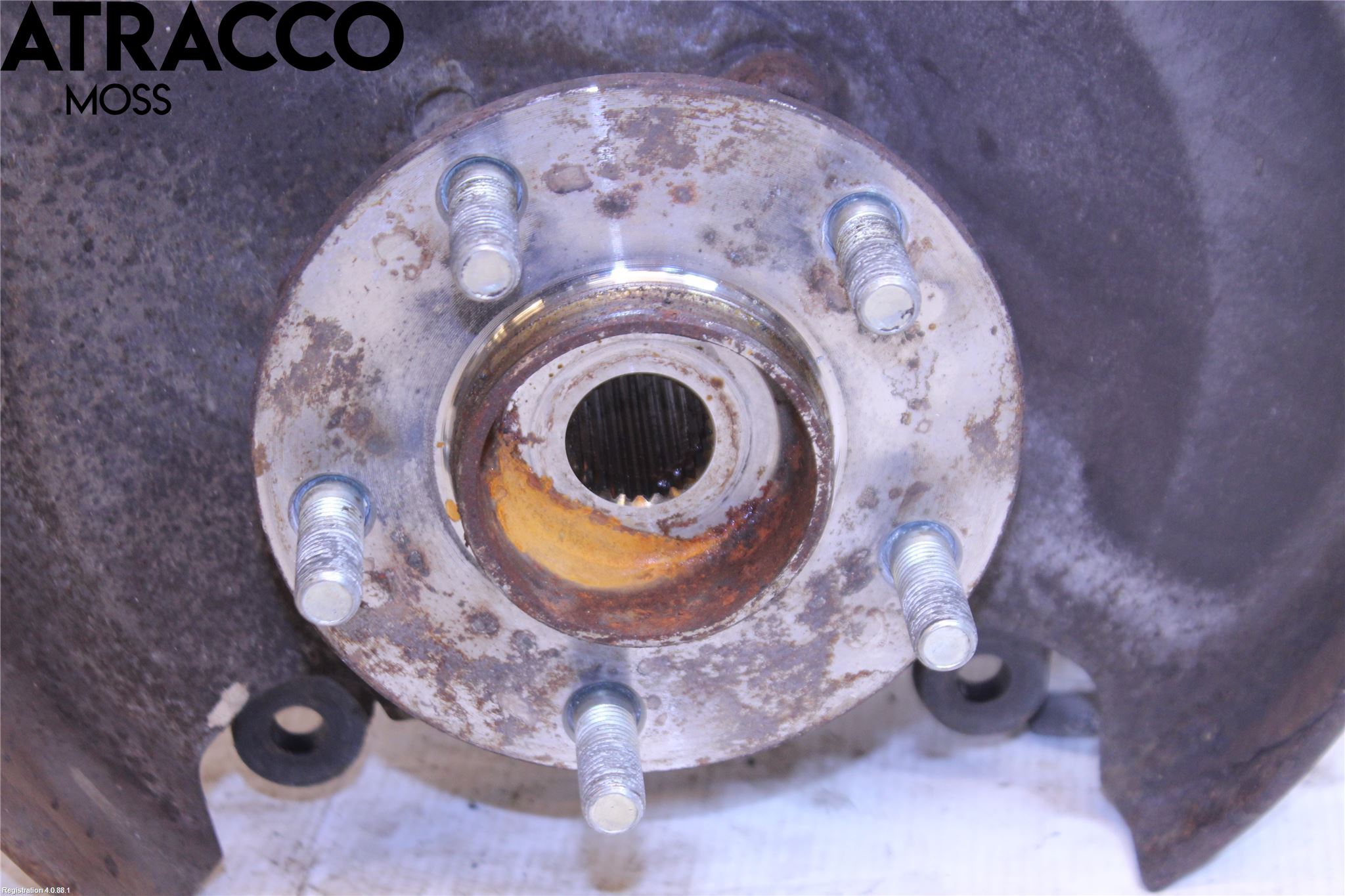 Mitsubishi OUTLANDER 13-21 Spindel Vb