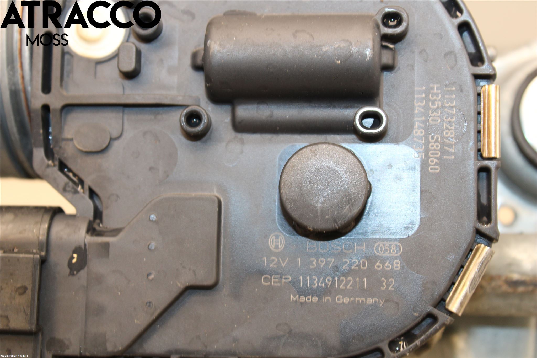 Volvo XC60 09-13 Viskermotor Frontrute