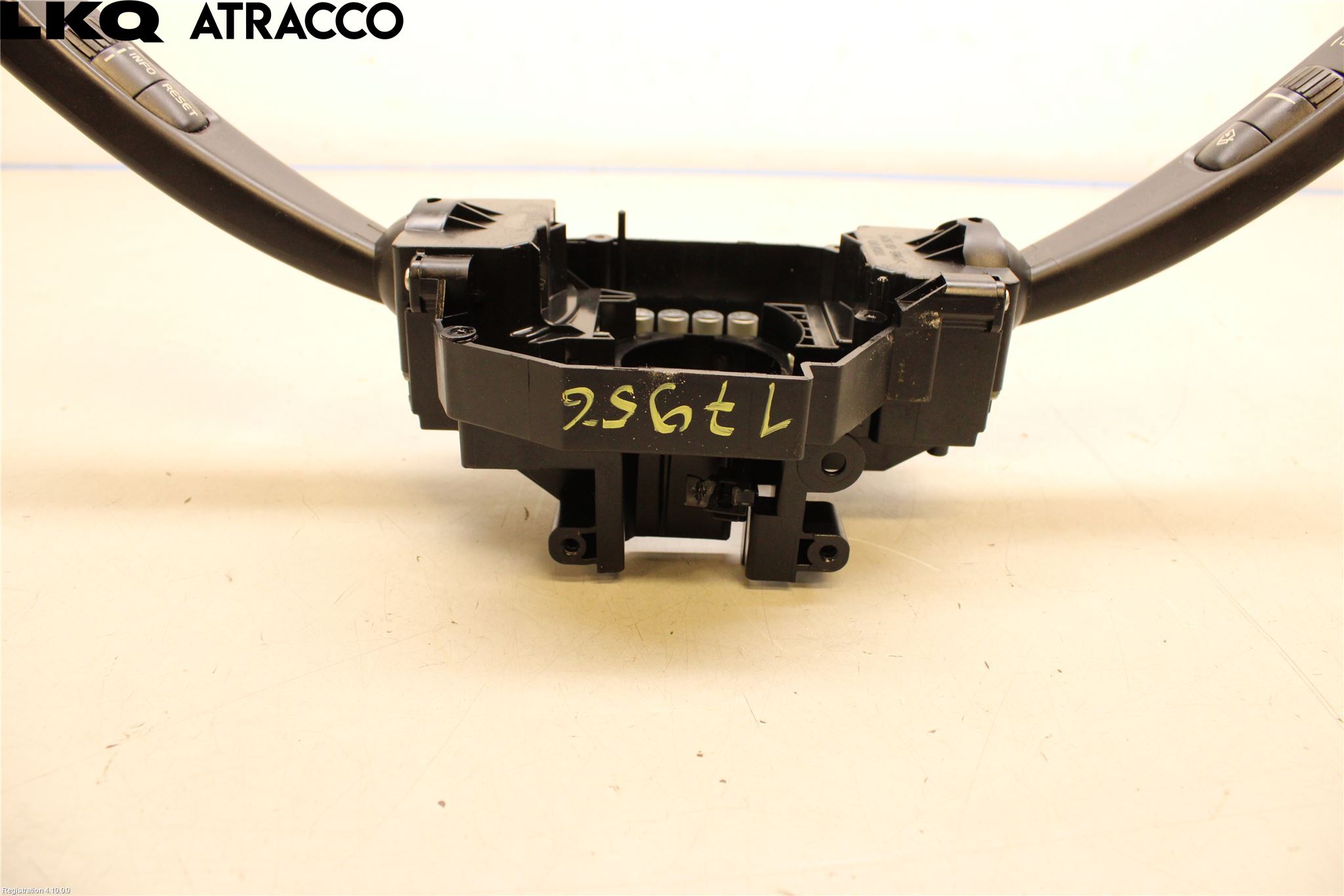 Volvo V50 04-07 Bryter Ratt Kombi H Og V