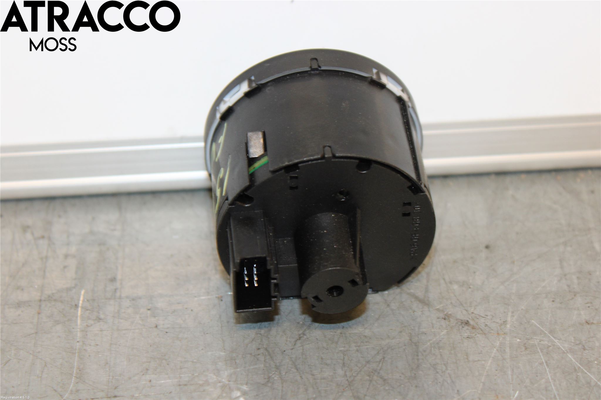 Skoda SUPERB 16-24 Bryter Hovedlys