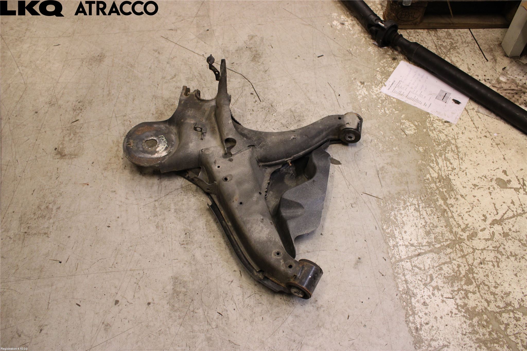 Mercedes-Benz MB VITO/V-KLASS (W640,W447,W448) 14- Bærearm Bak Venstre