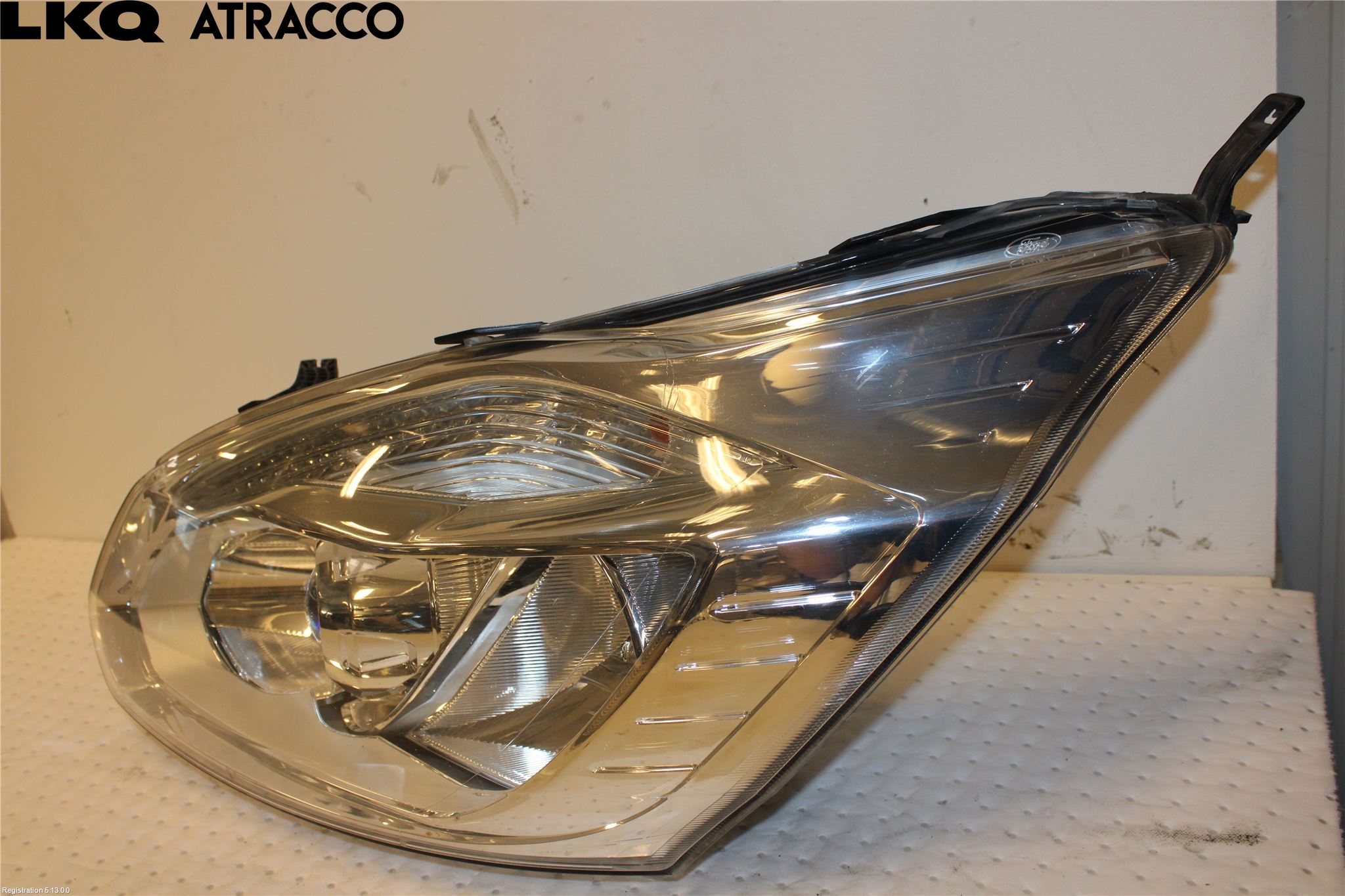 Ford TRANSIT SKÅP/BUSS 14-22 Frontlykt Venstre