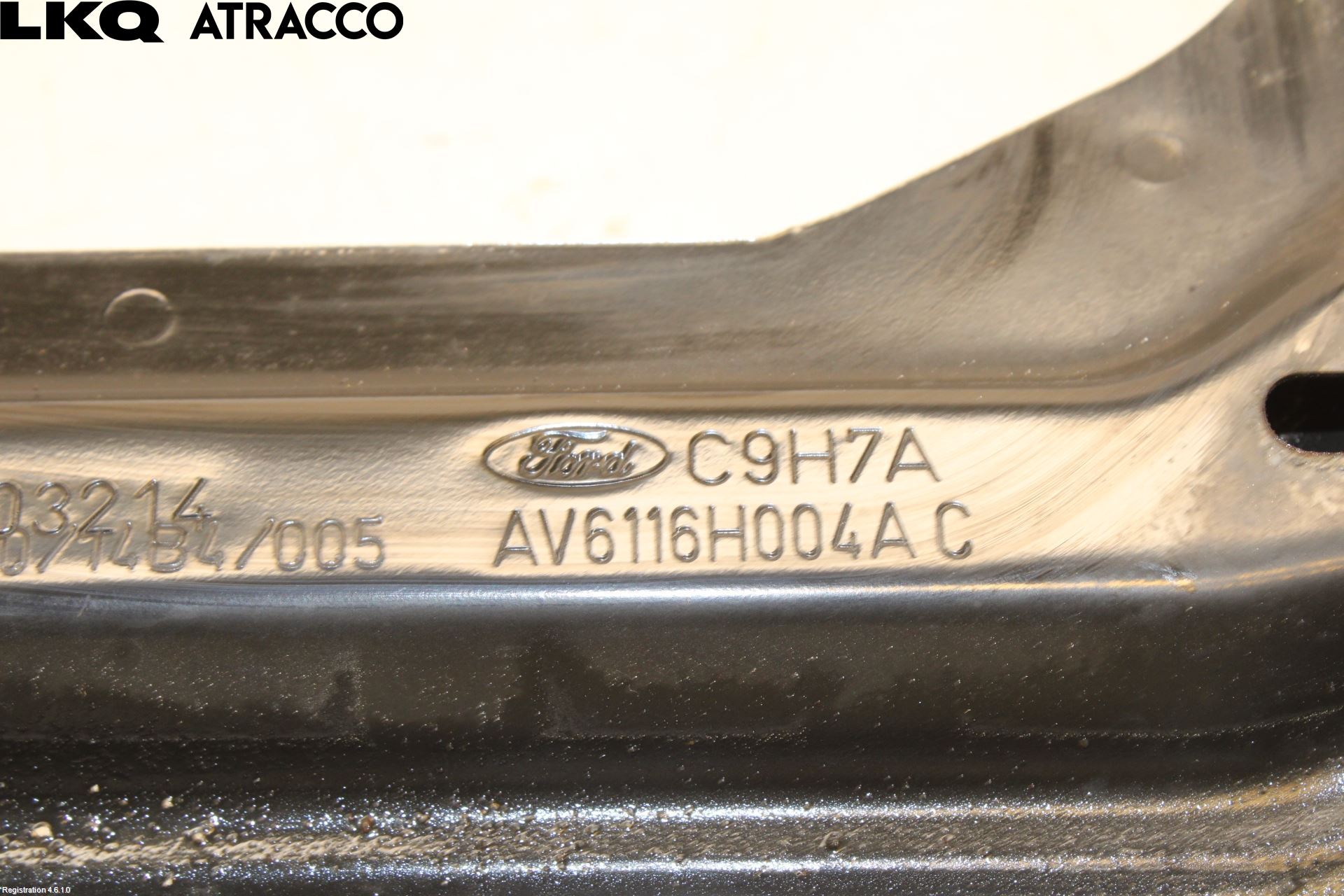 Ford KUGA 13-16 Frontplate Øvre