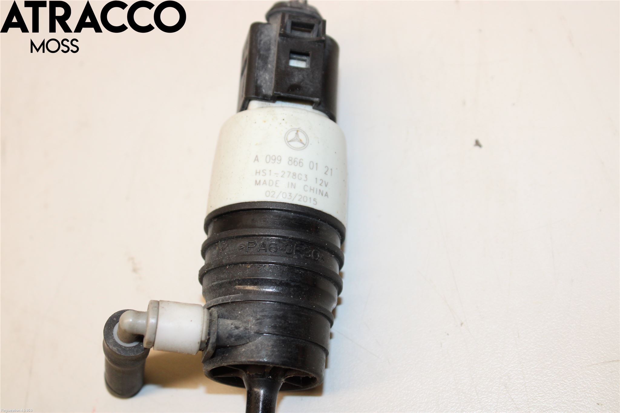 Mercedes-Benz MB C-KLASS (W205) 14-21 Spylerpumpe Frontrute