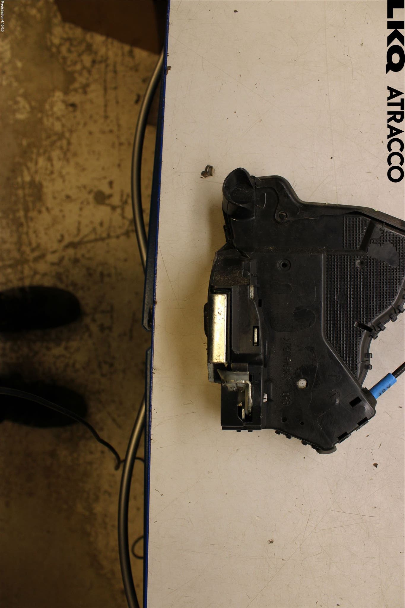 Toyota AURIS 13-19 Dørlås - Låsekasse