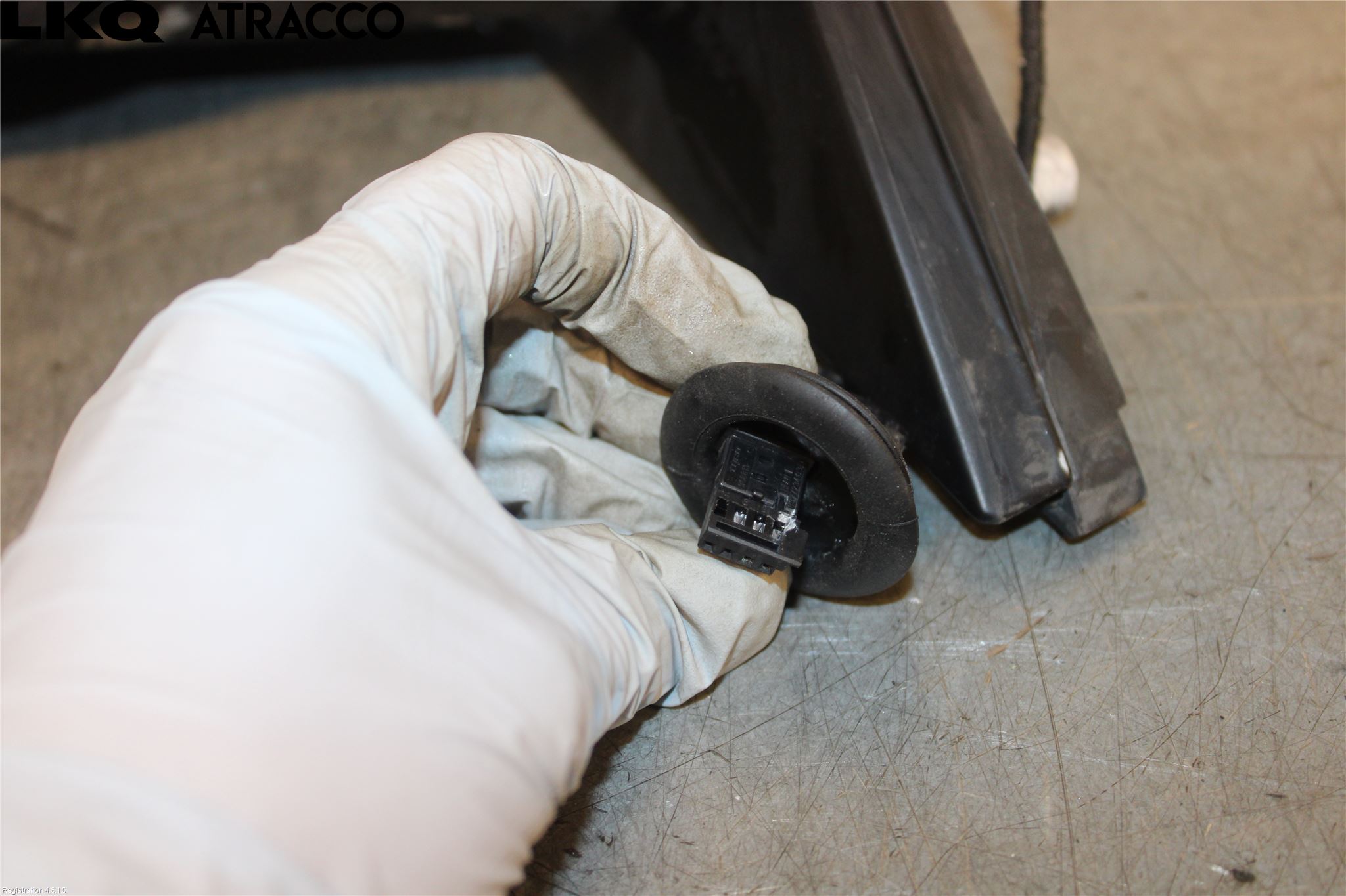 BMW 5 E60/61 Sed/Tou 02-10 Speil H M-El Justering