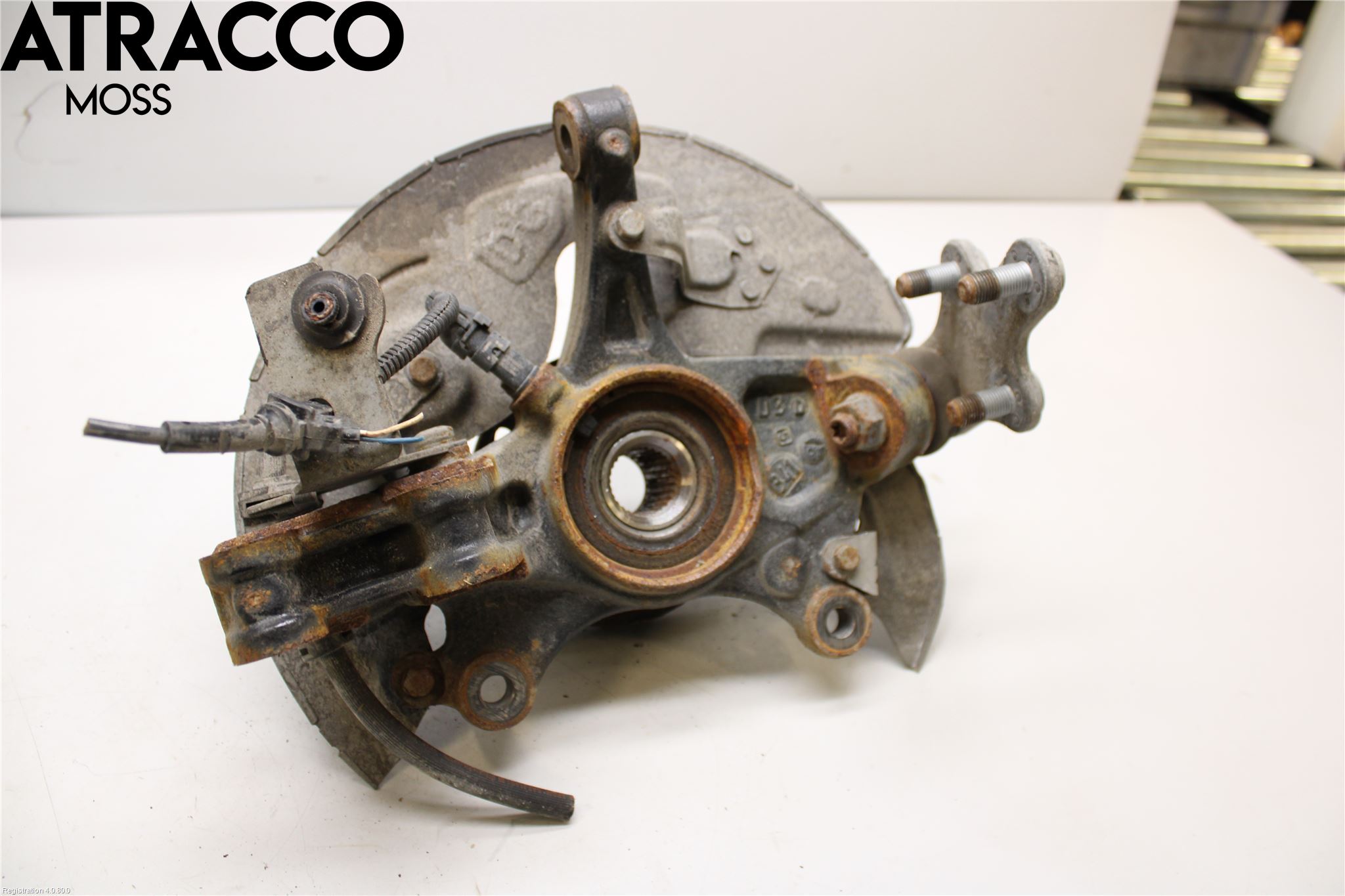 Peugeot 508 19- Spindel Hf