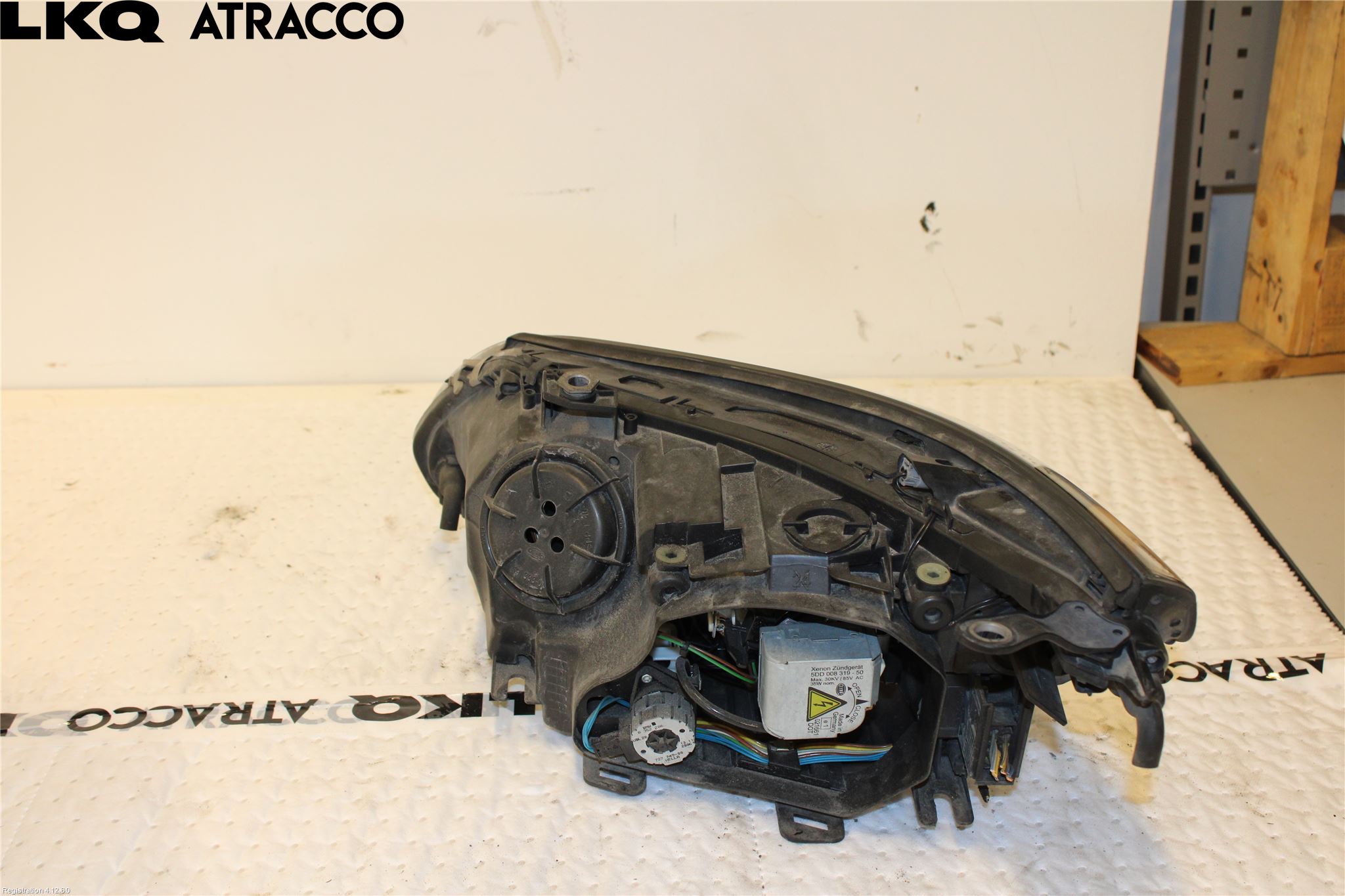 BMW 5 E60/61 Sed/Tou 02-10 Frontlykt Høyre