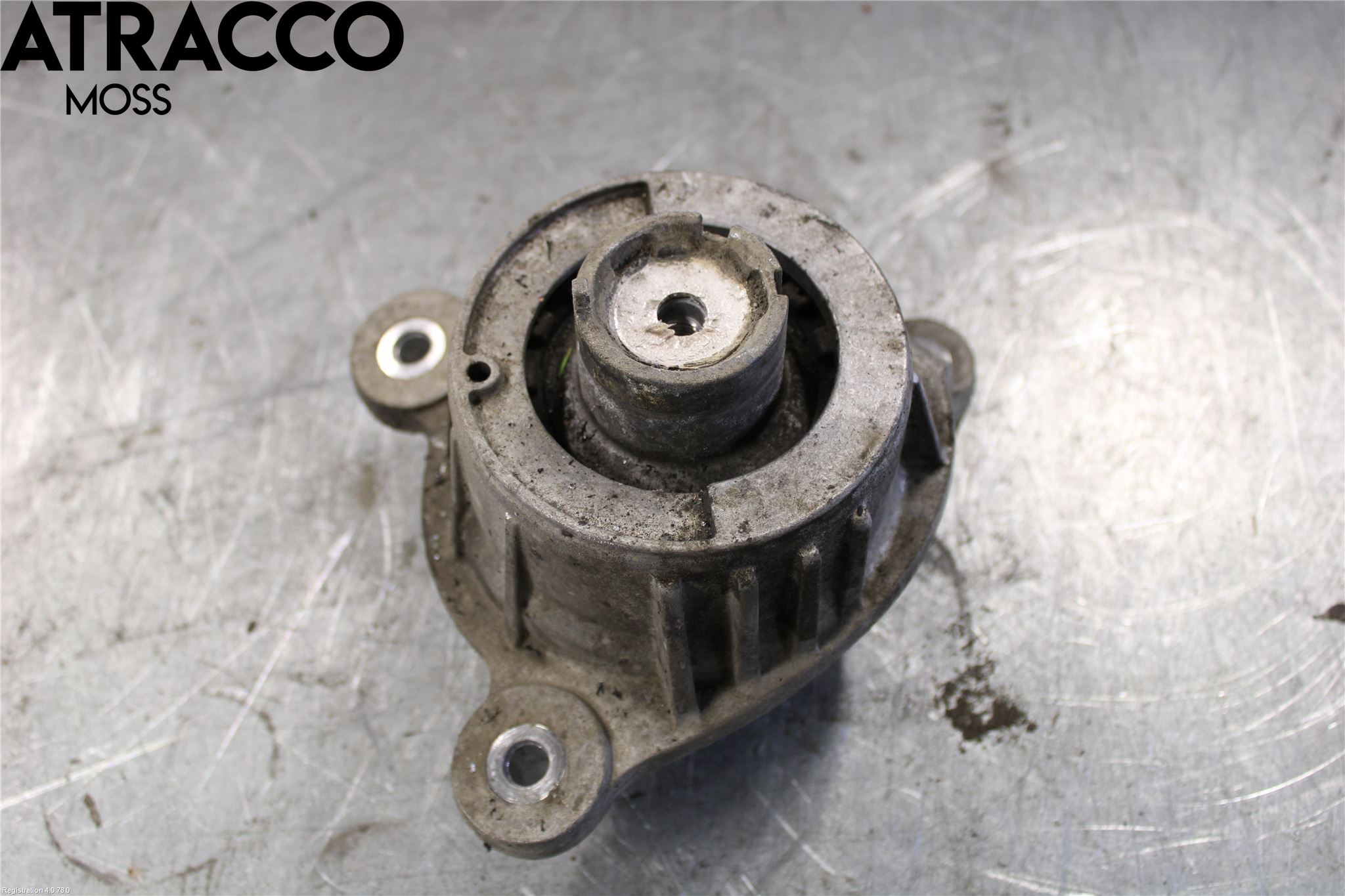 Mercedes-Benz MB VITO/V-KLASS (W640,W447,W448) 14- Motor Feste Gummi