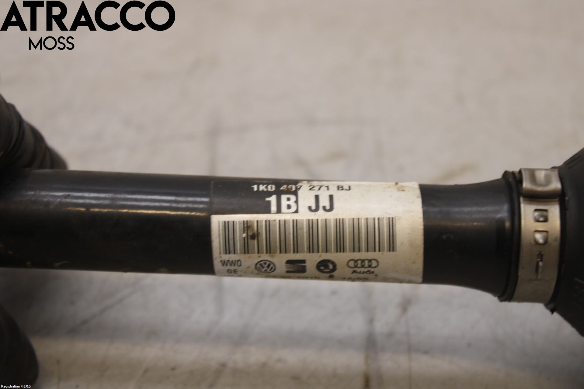 Volkswagen VW CADDY      04-10 Drivaksel Foran Kompl Venstre