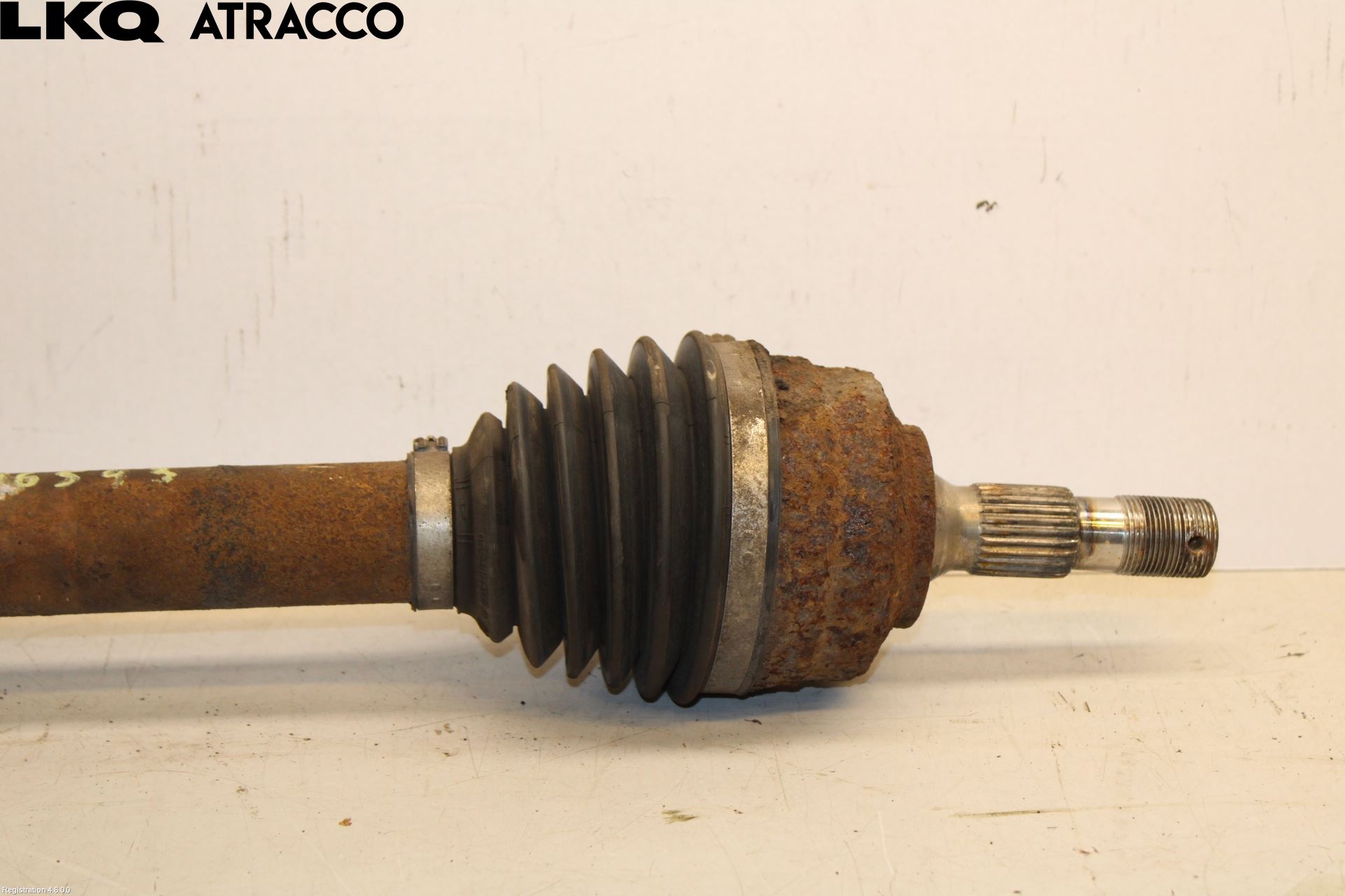 Peugeot 307     05-08 Drivaksel Foran Kompl Venstre