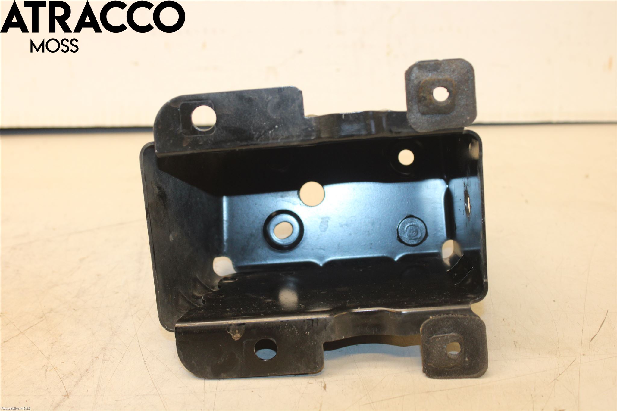 Nissan LEAF 18- Støtfanger Bak Feste