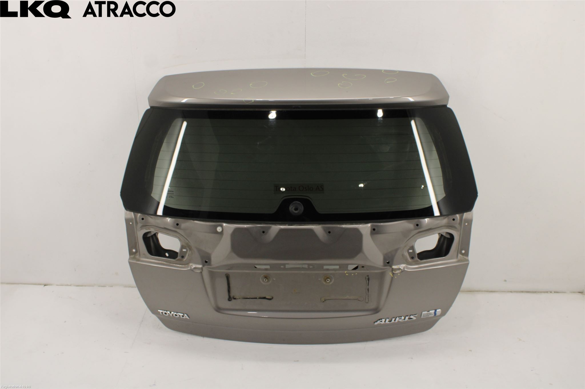 Toyota AURIS 13-19 Bakluke Koffertlokk