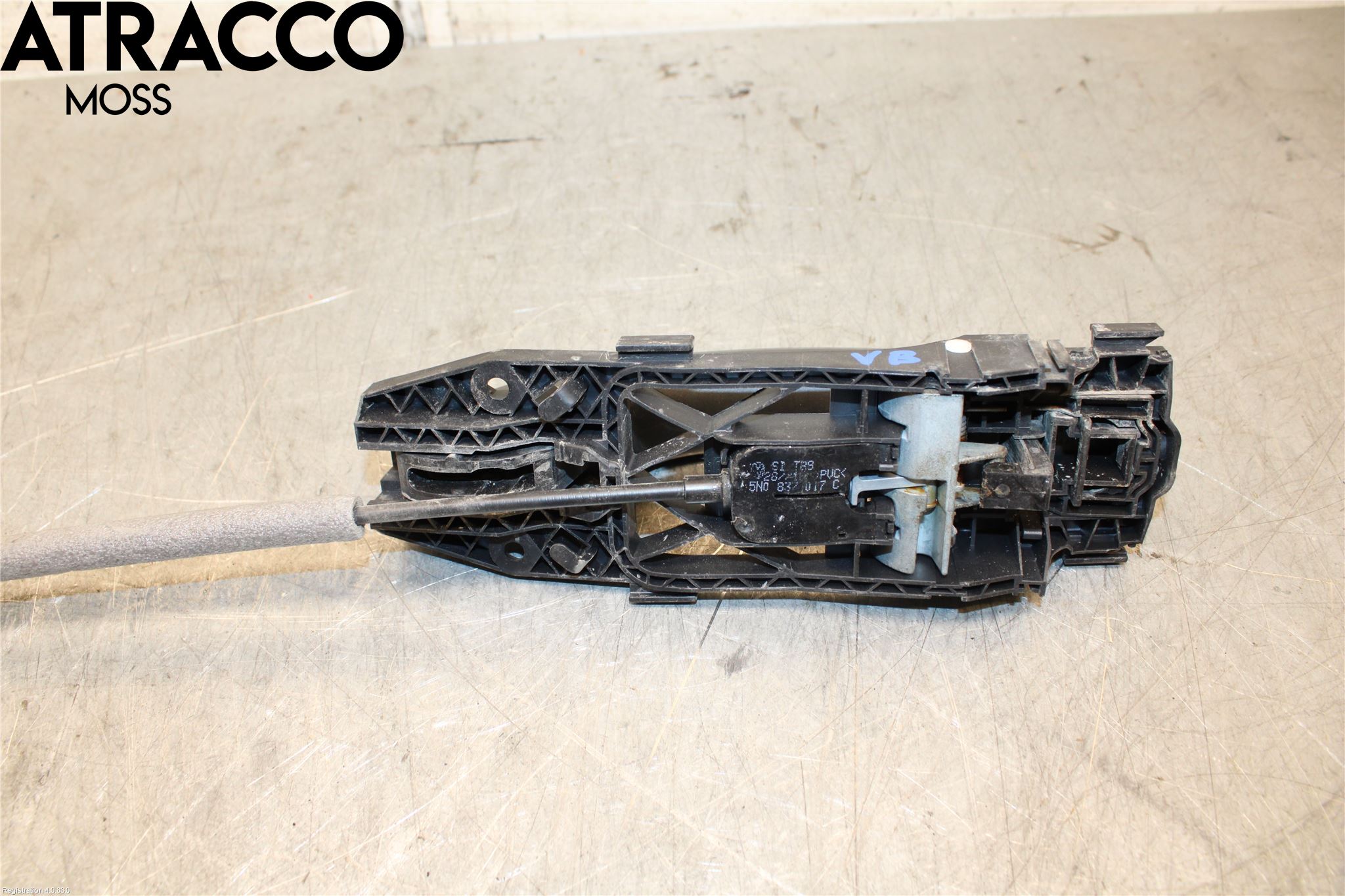 Volkswagen VW AMAROK 2H 10-22 Dørhandtak Ytre Venstre